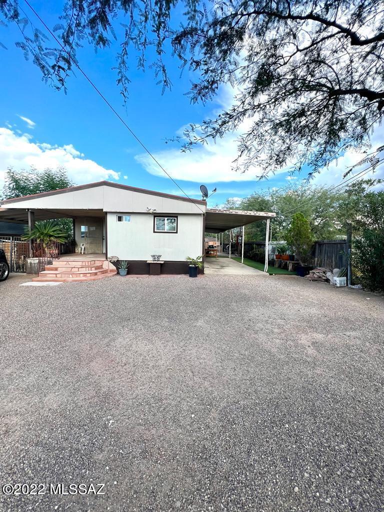 Los Ranchitos Number 8 - Residential