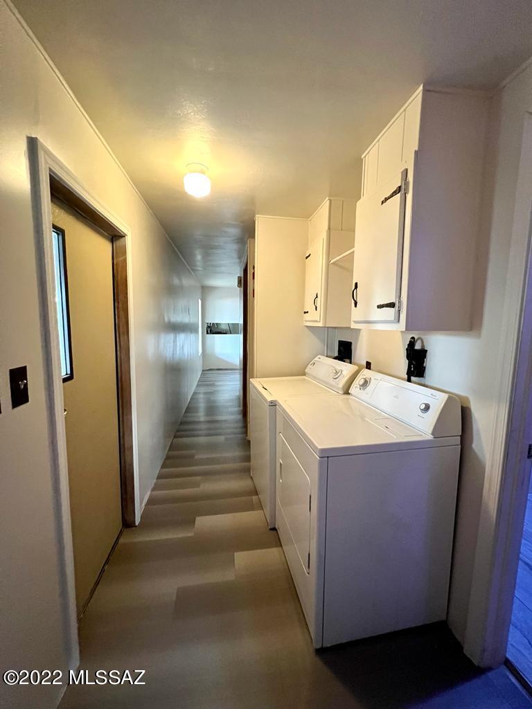 Los Ranchitos Number 8 - Residential