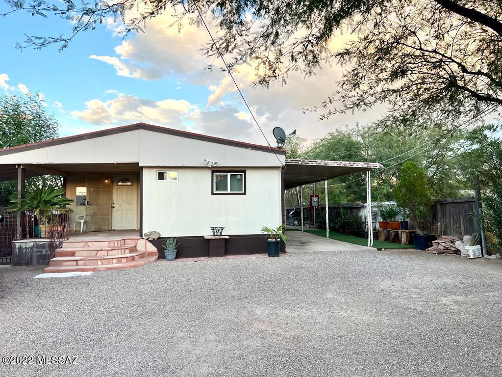 Los Ranchitos Number 8 - Residential