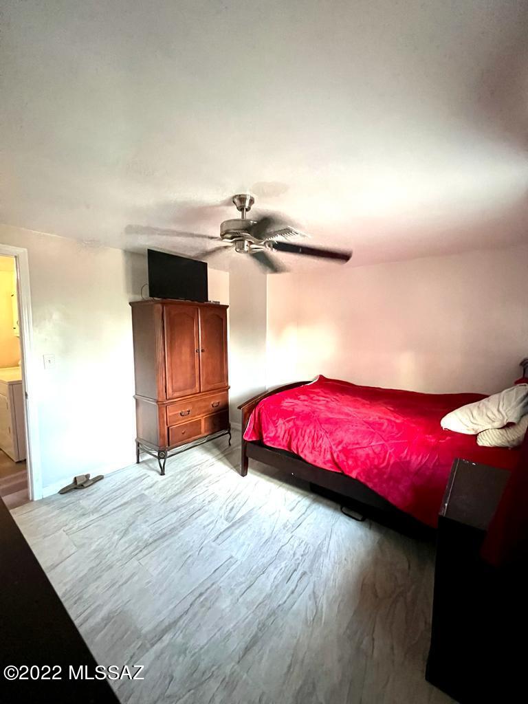 Los Ranchitos Number 8 - Residential