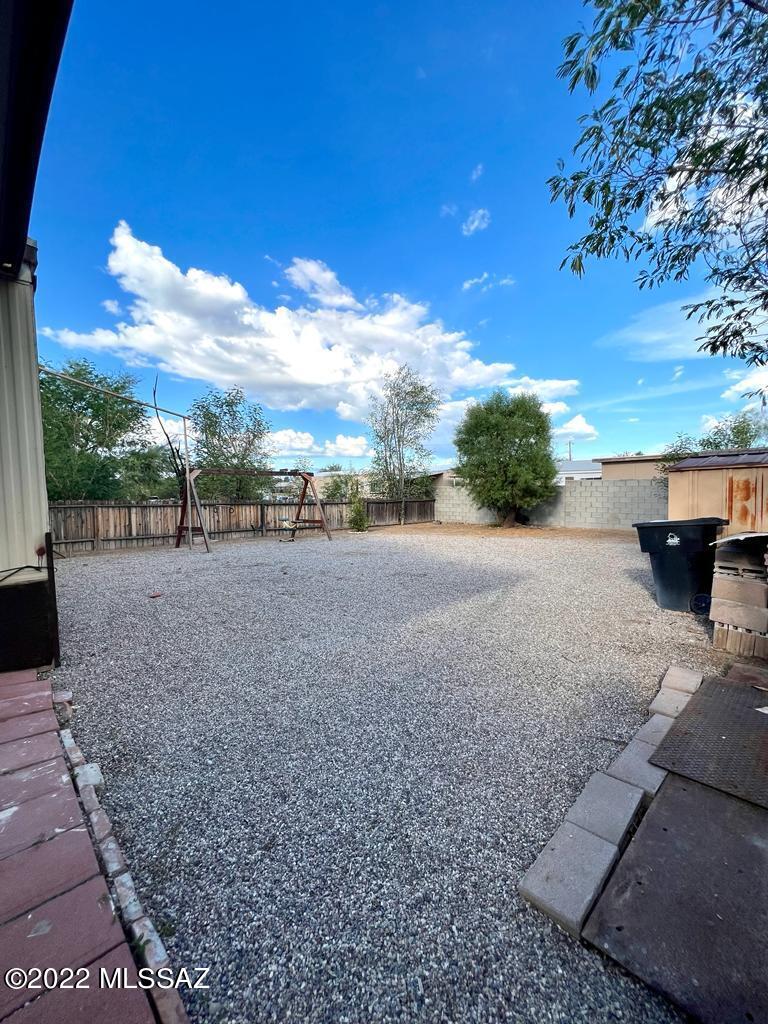 Los Ranchitos Number 8 - Residential