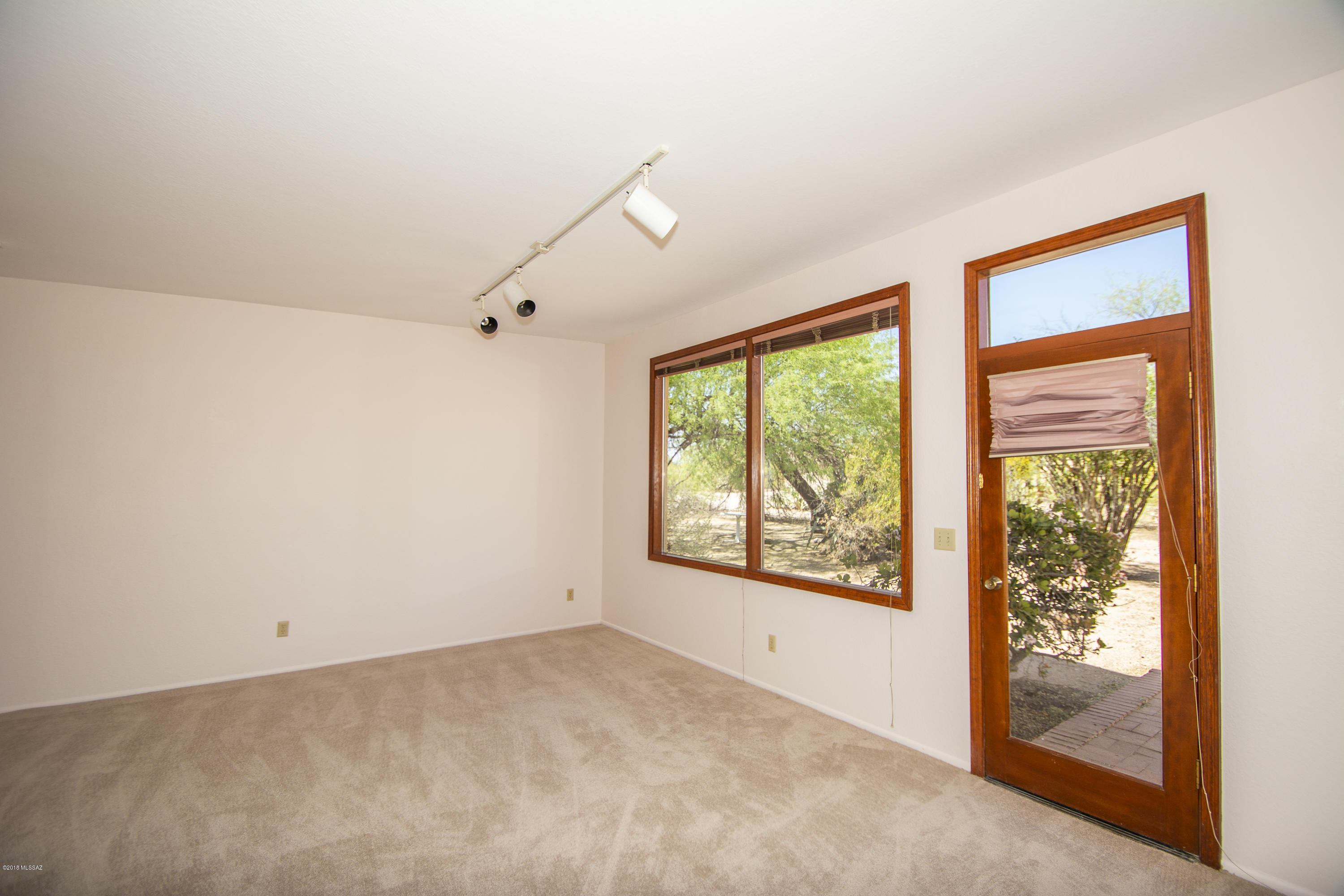 River Road Estates (1-17) - Residential