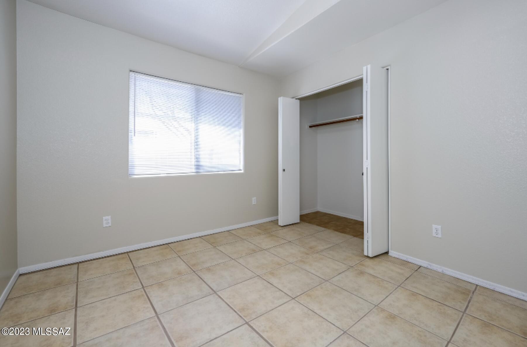 Mountain Manor View - Residential Lease