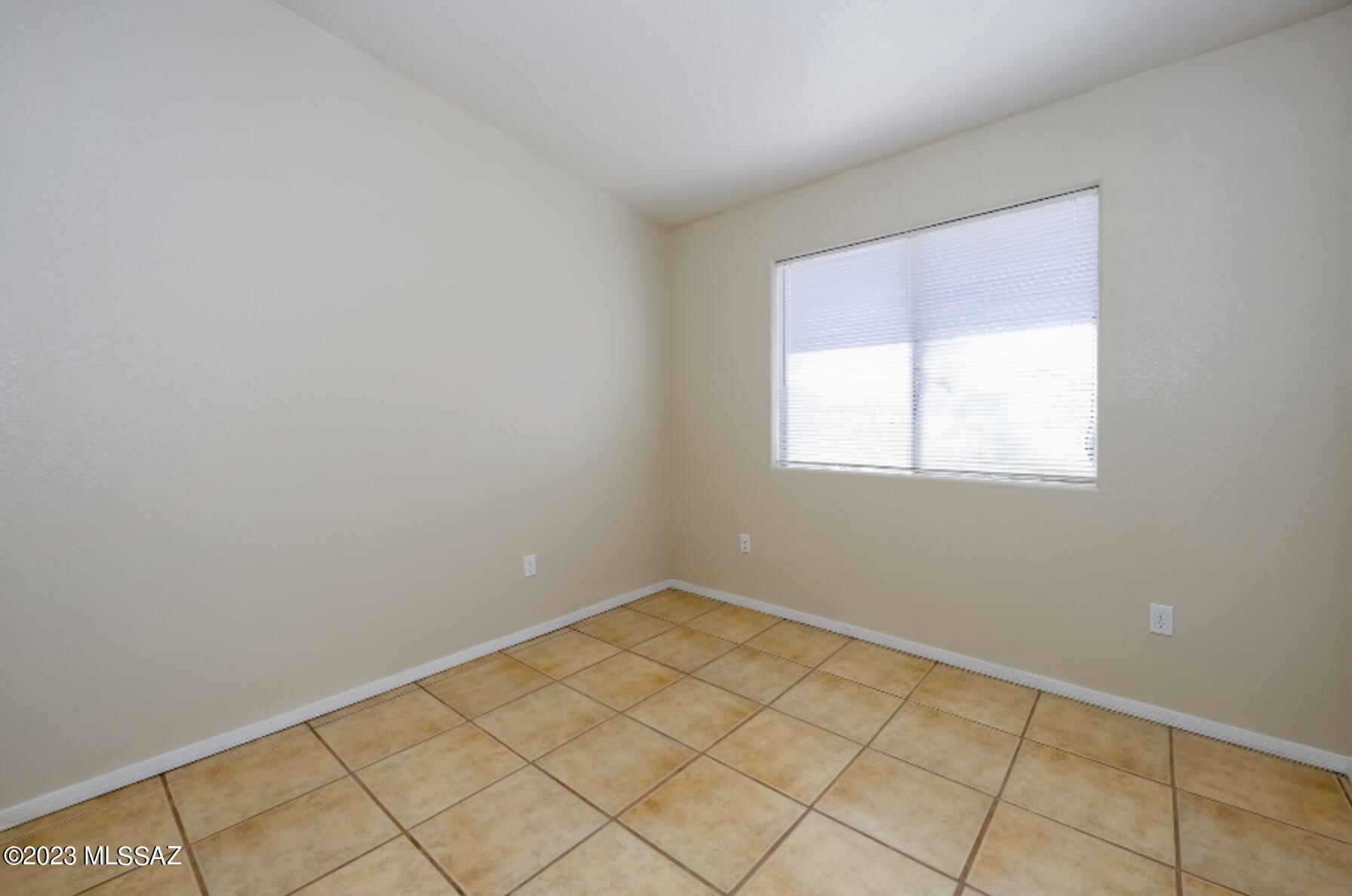 Mountain Manor View - Residential Lease