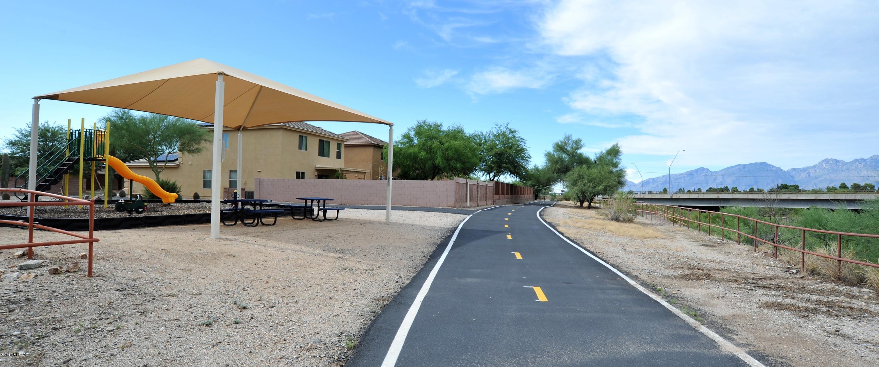 Pantanos Edge - Residential