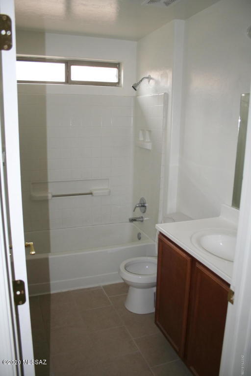 La Tierra Buena (1-207) - Residential