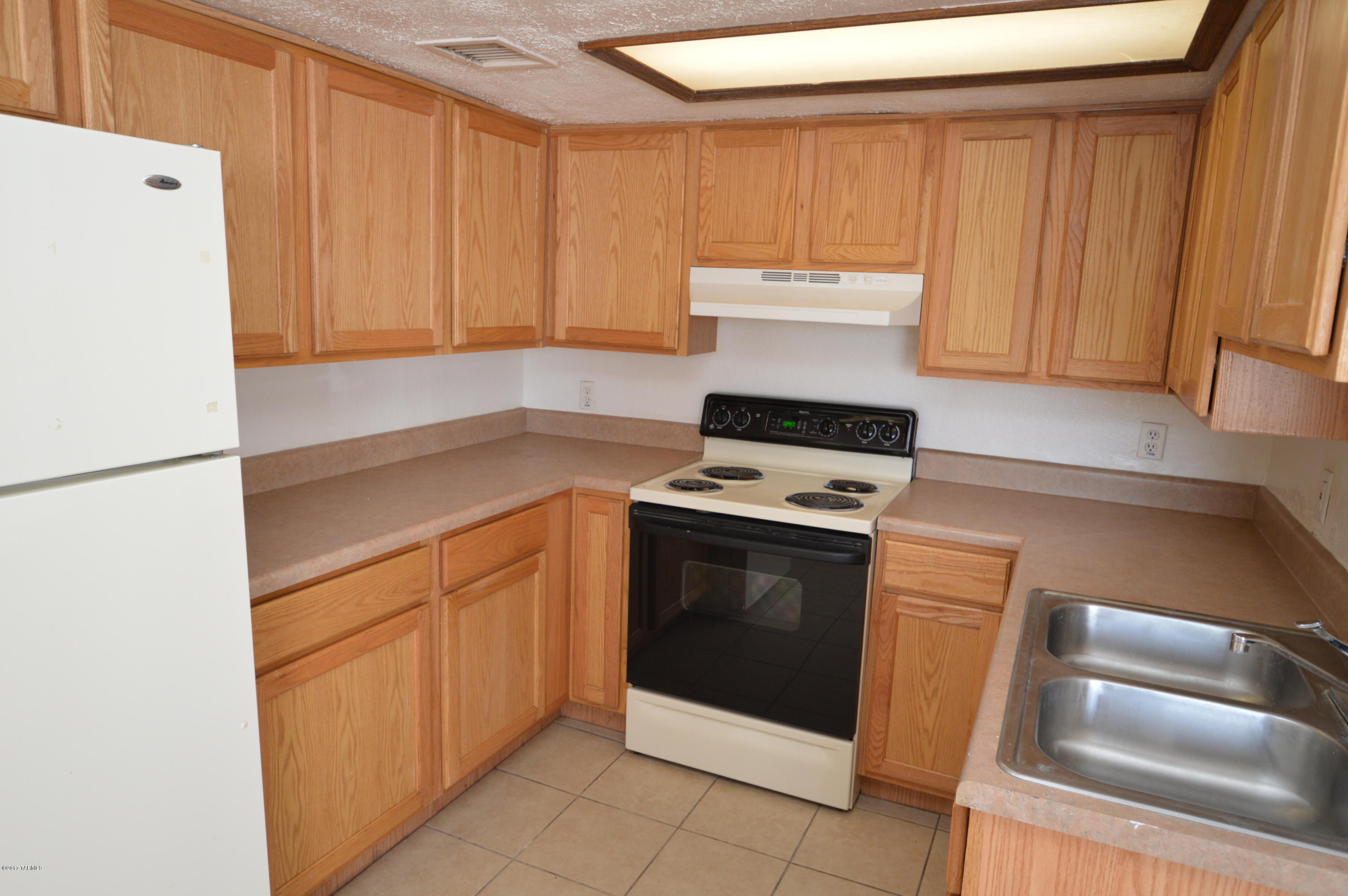 Craycroft - Residential Lease