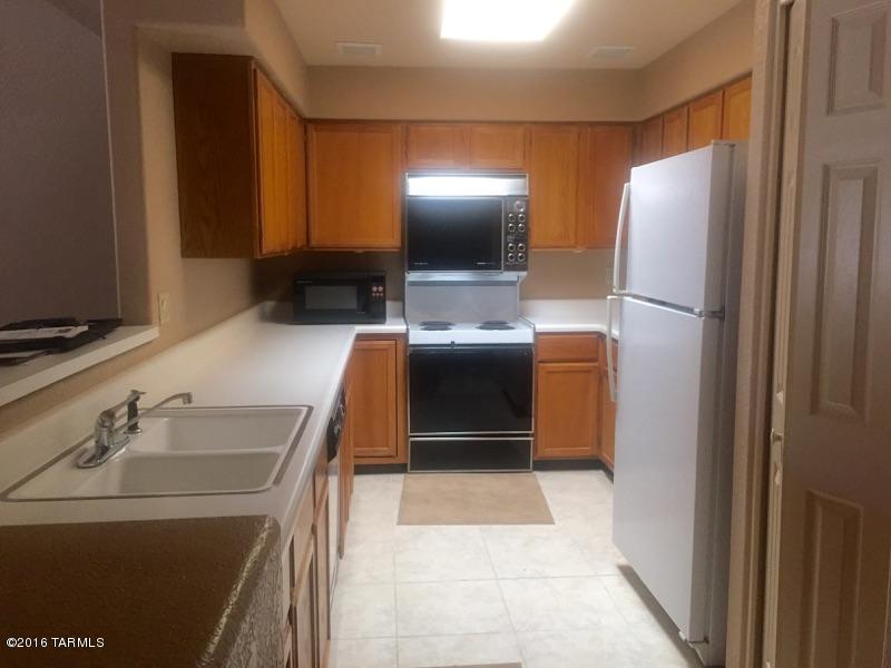 La Cholla Hills(1-313) - Residential Lease