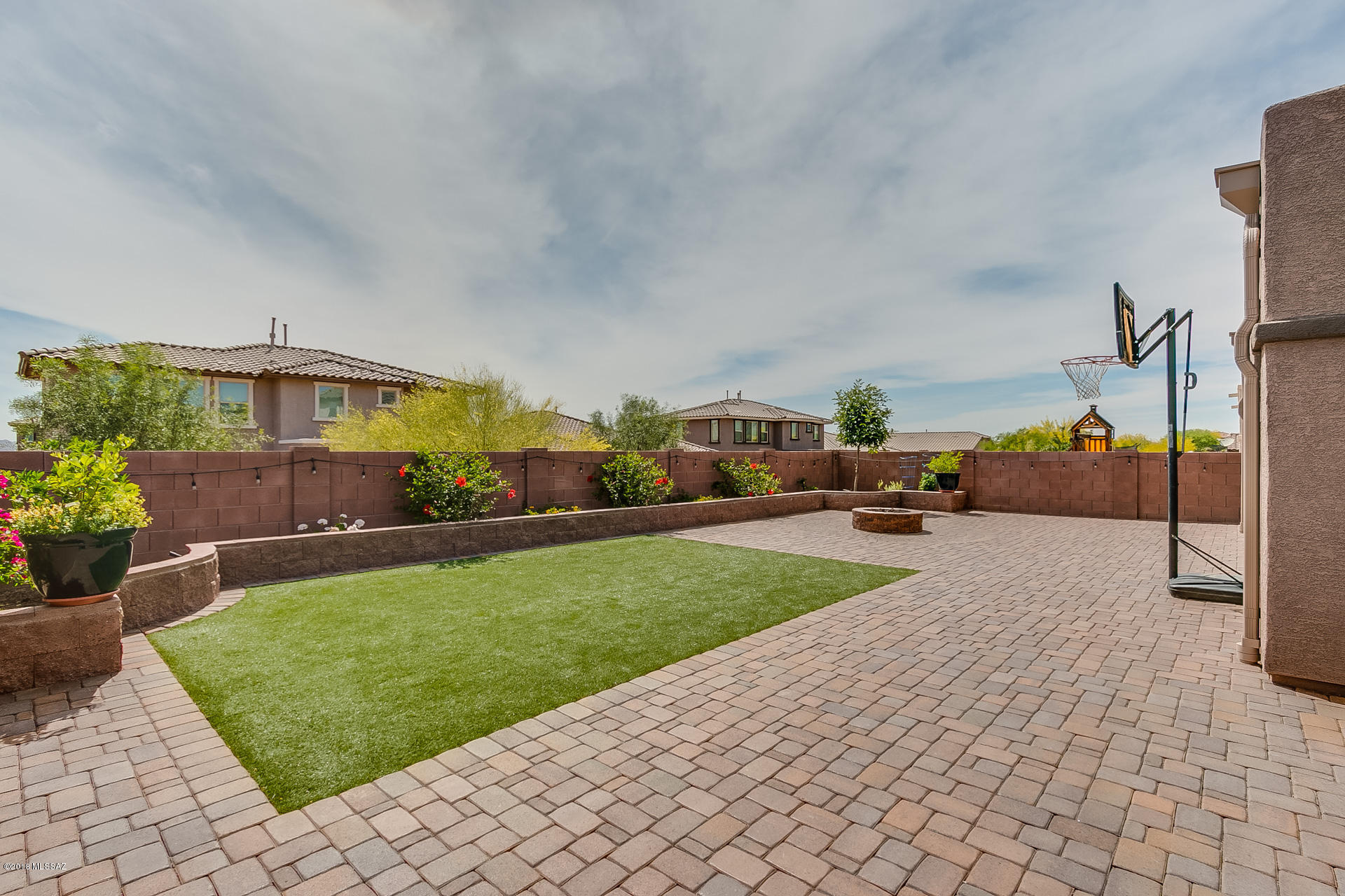 Tangerine Crossing (348-352) - Residential
