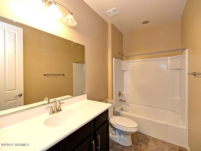 Rancho De Plata SQ20132830156 - Residential
