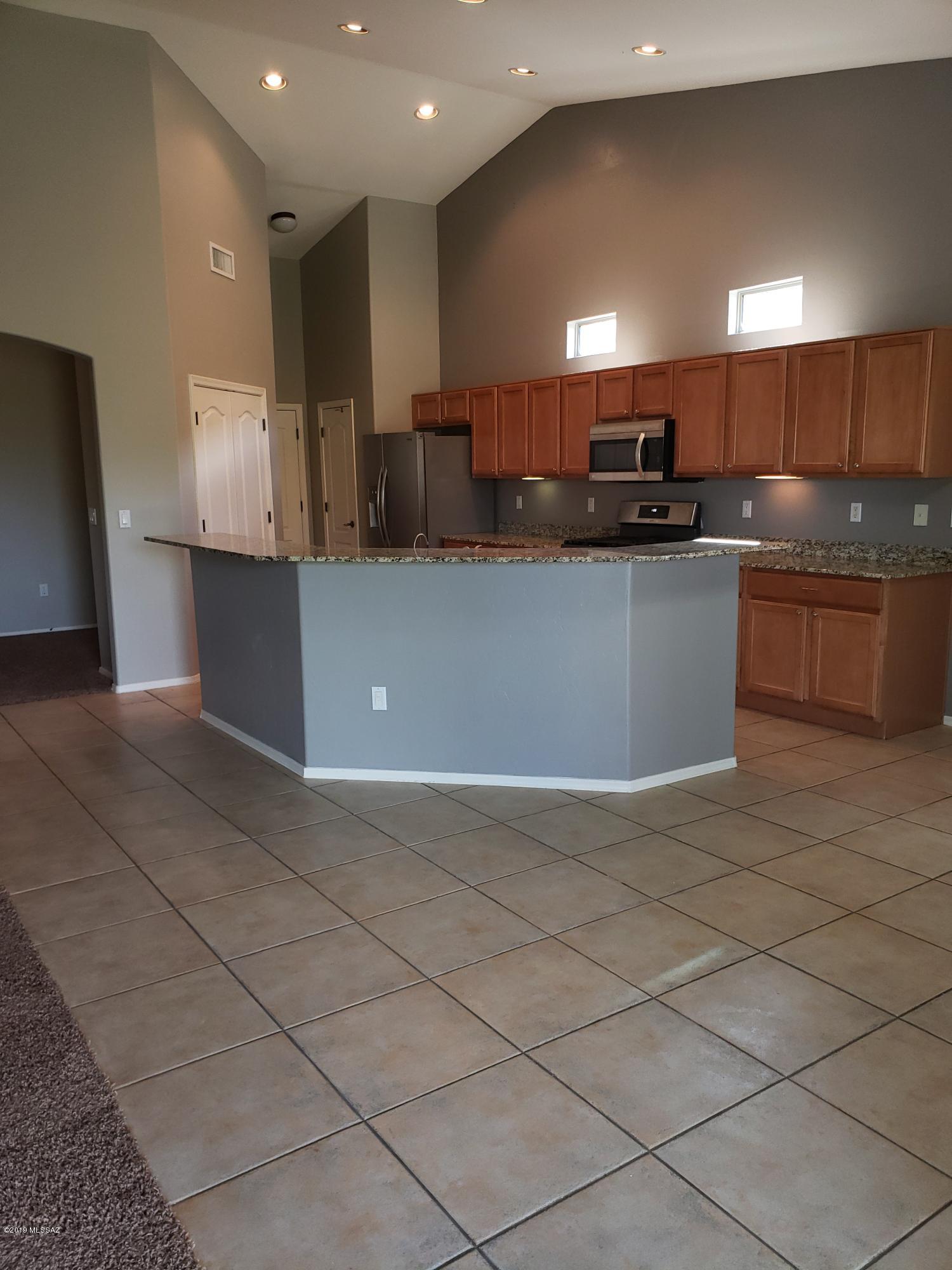 Continental Reserve Blk. 15 (1-66) - Residential Lease