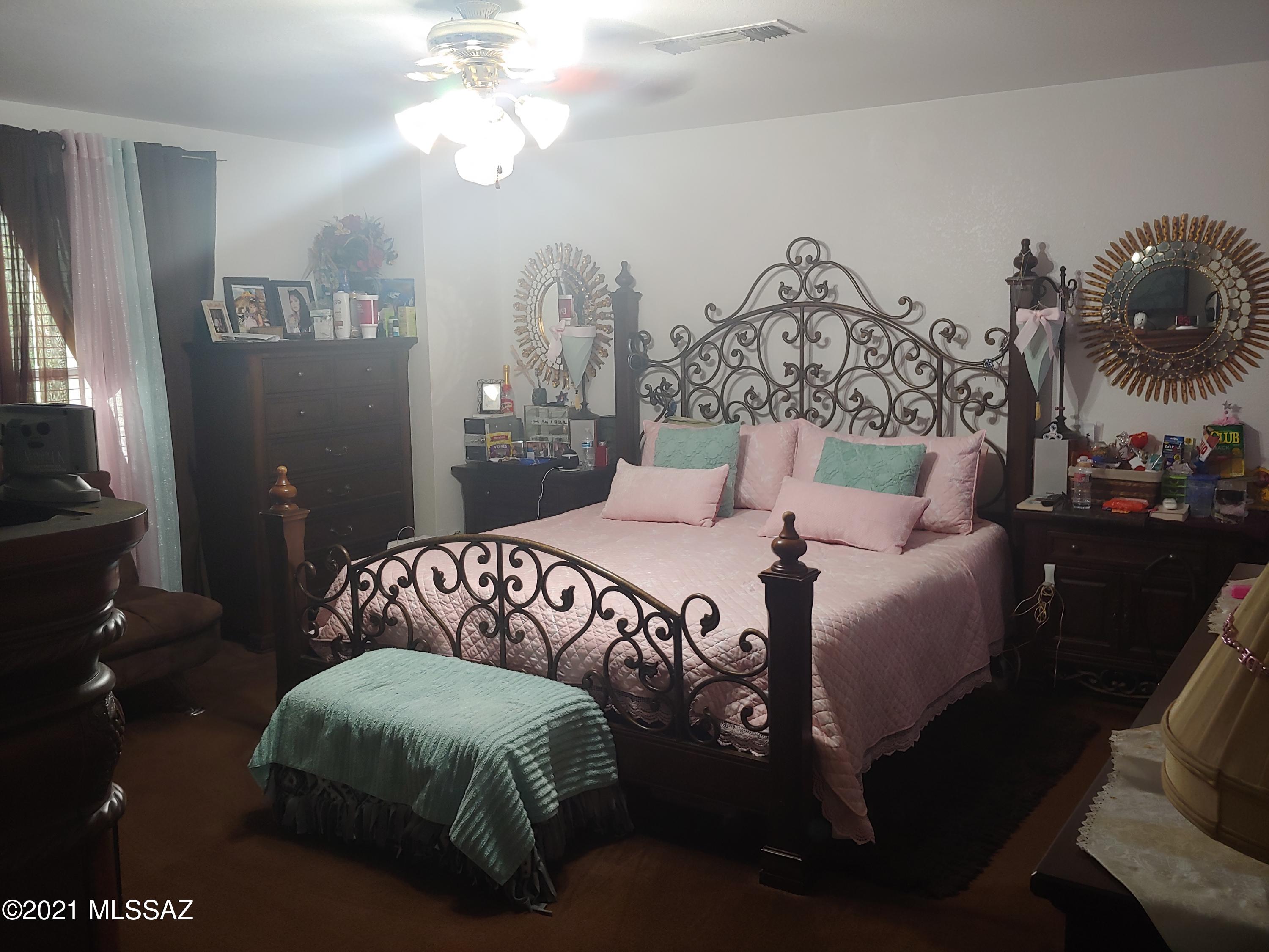 Arroyo Vista (1-166) - Residential