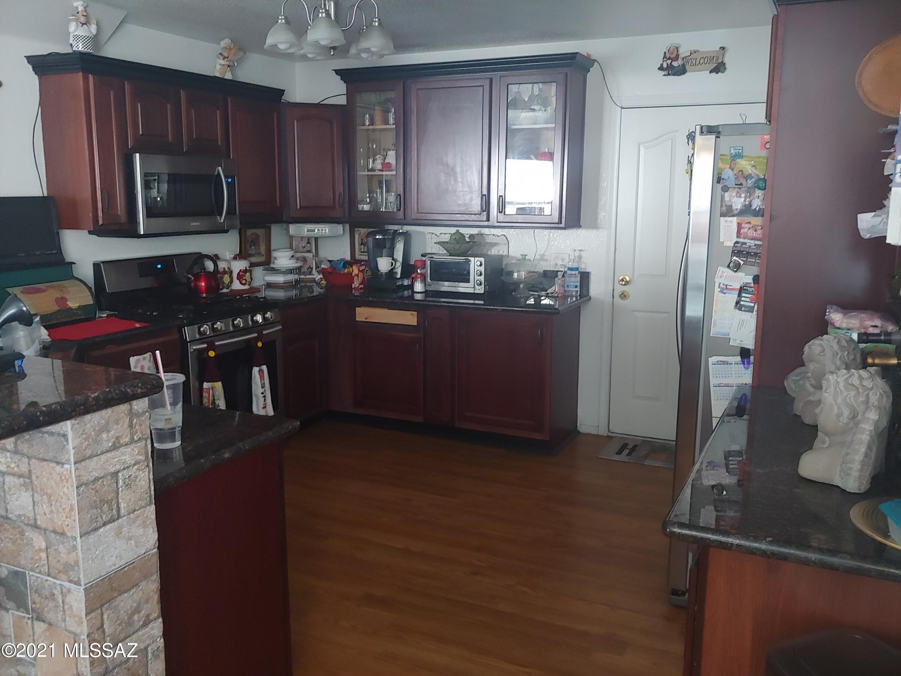 Arroyo Vista (1-166) - Residential
