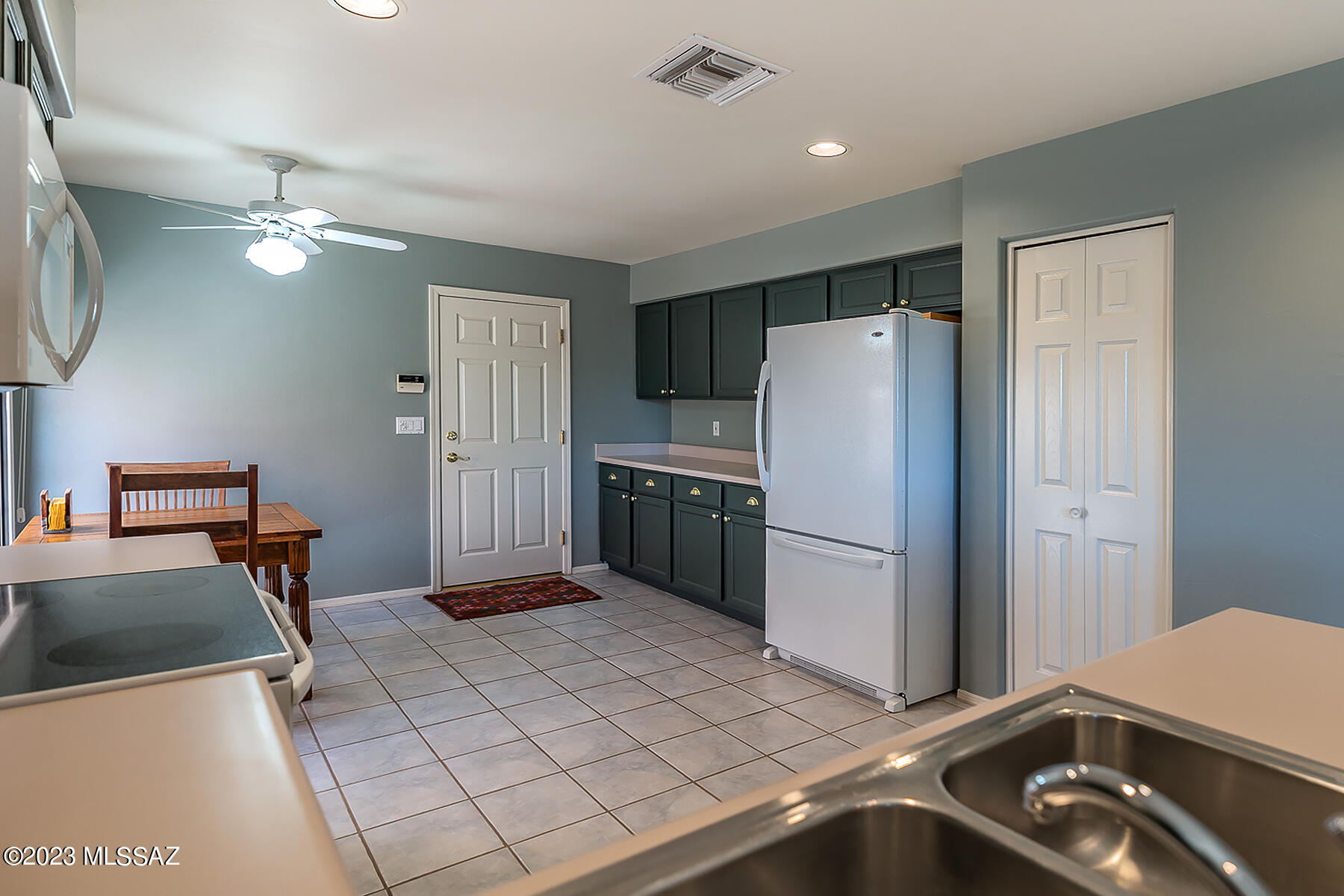 Horizon Heights Condominiums - Residential