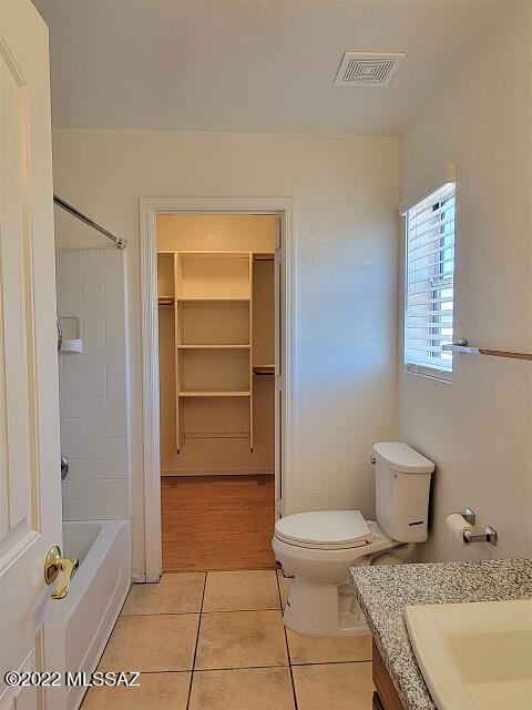 Pantano Ridge (1-123) - Residential Lease