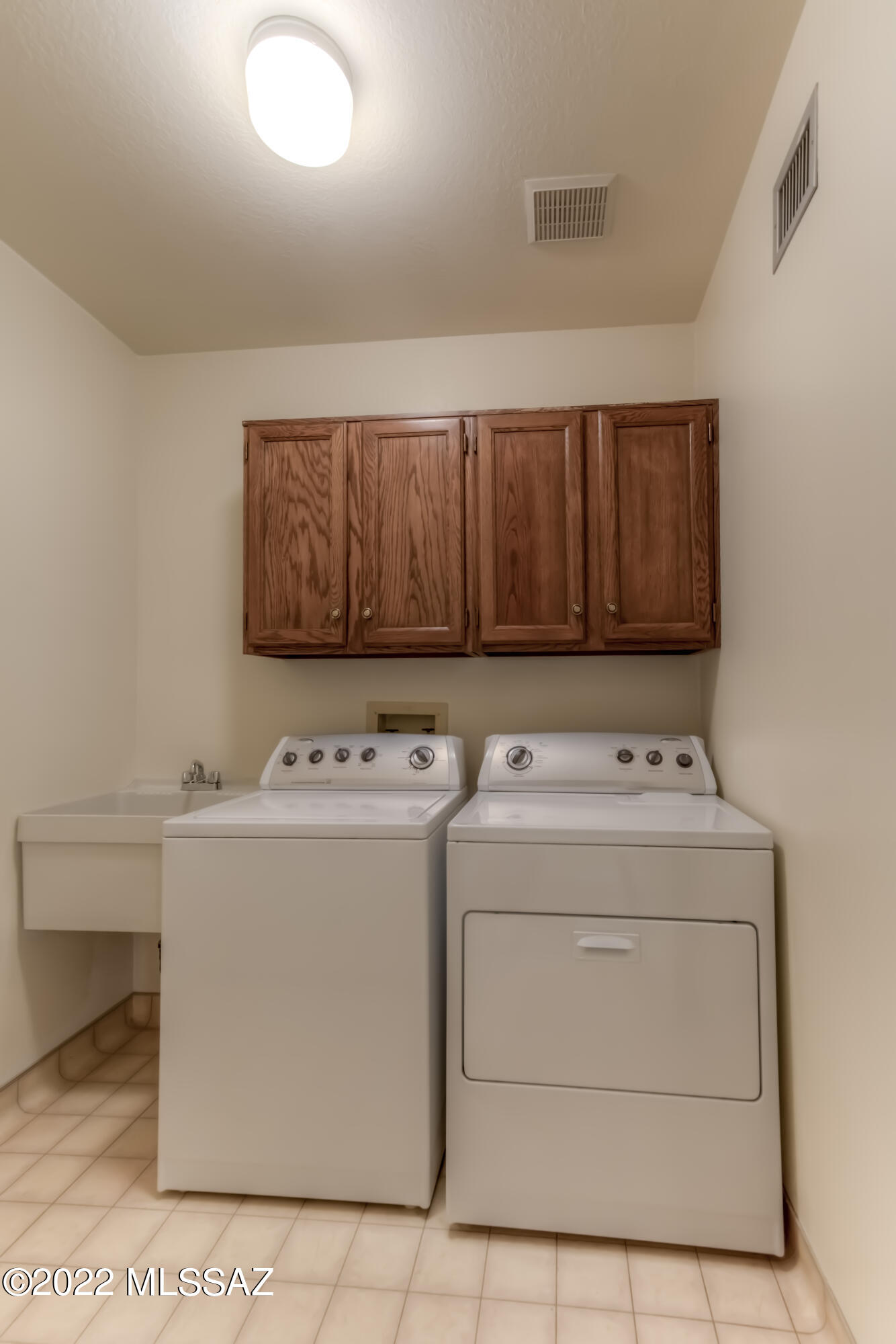 Riverbend - Sabino Canyon Road  (1-97) - Residential