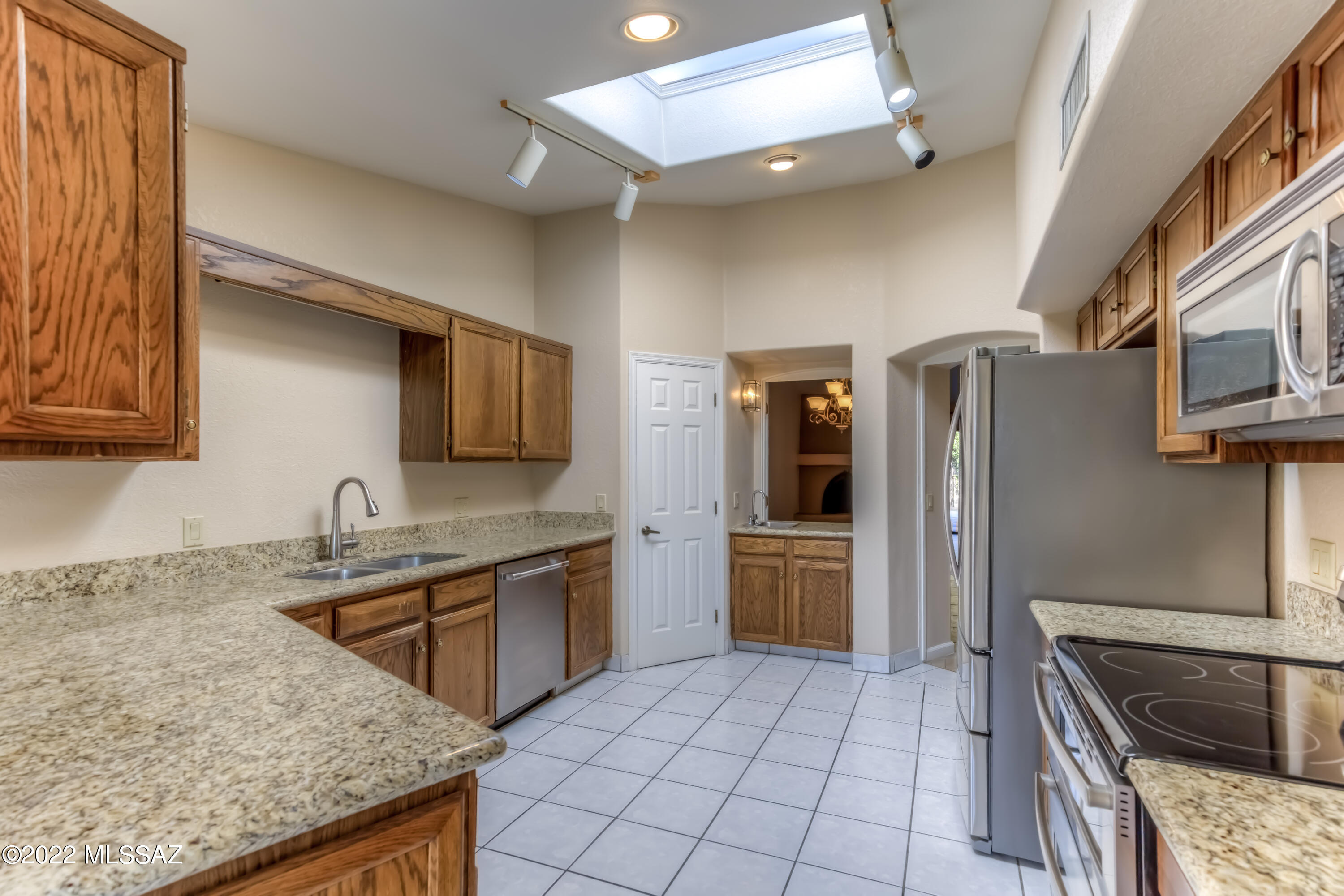 Riverbend - Sabino Canyon Road  (1-97) - Residential