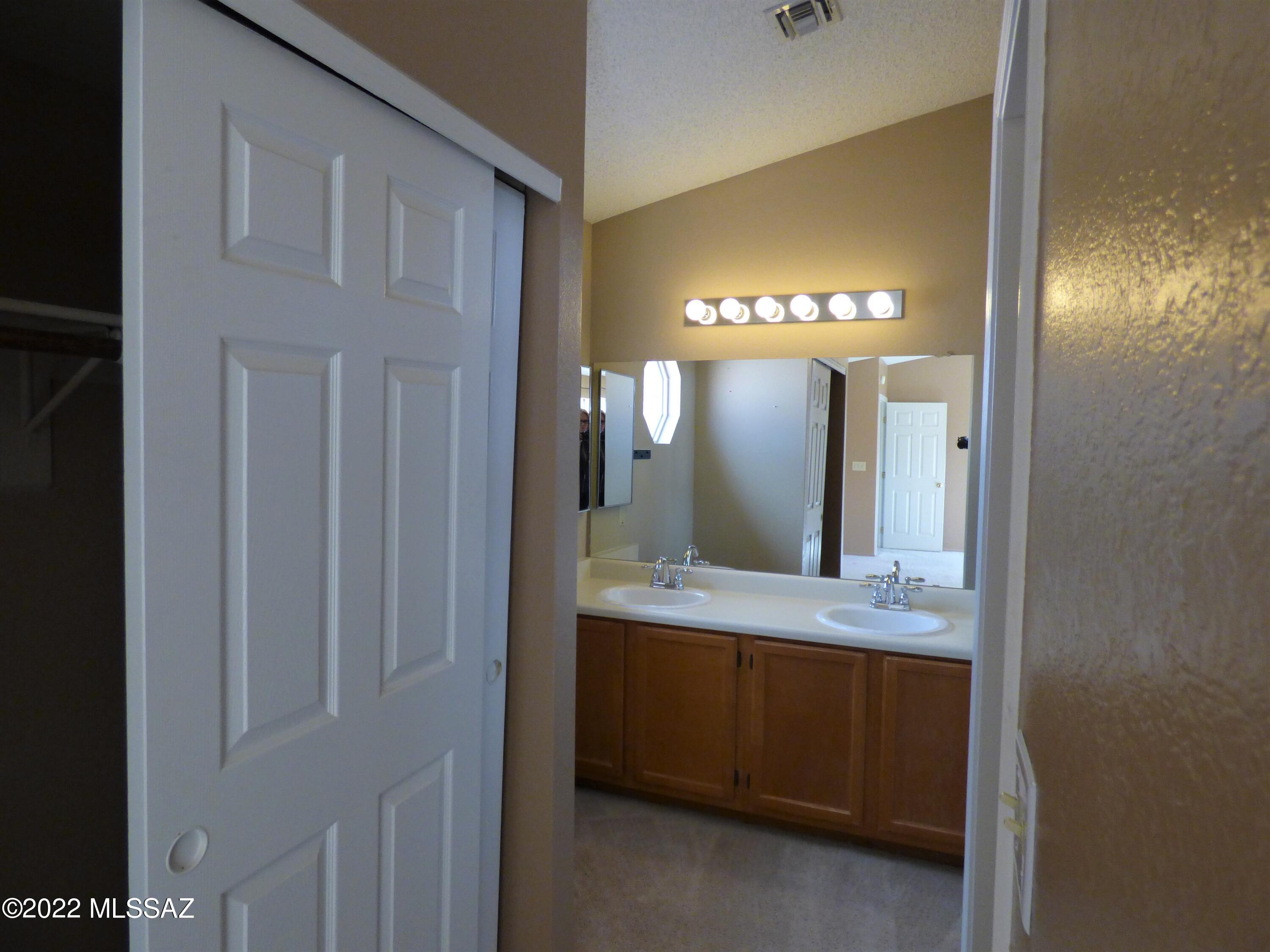 North Ranch (689-780) - Residential Lease