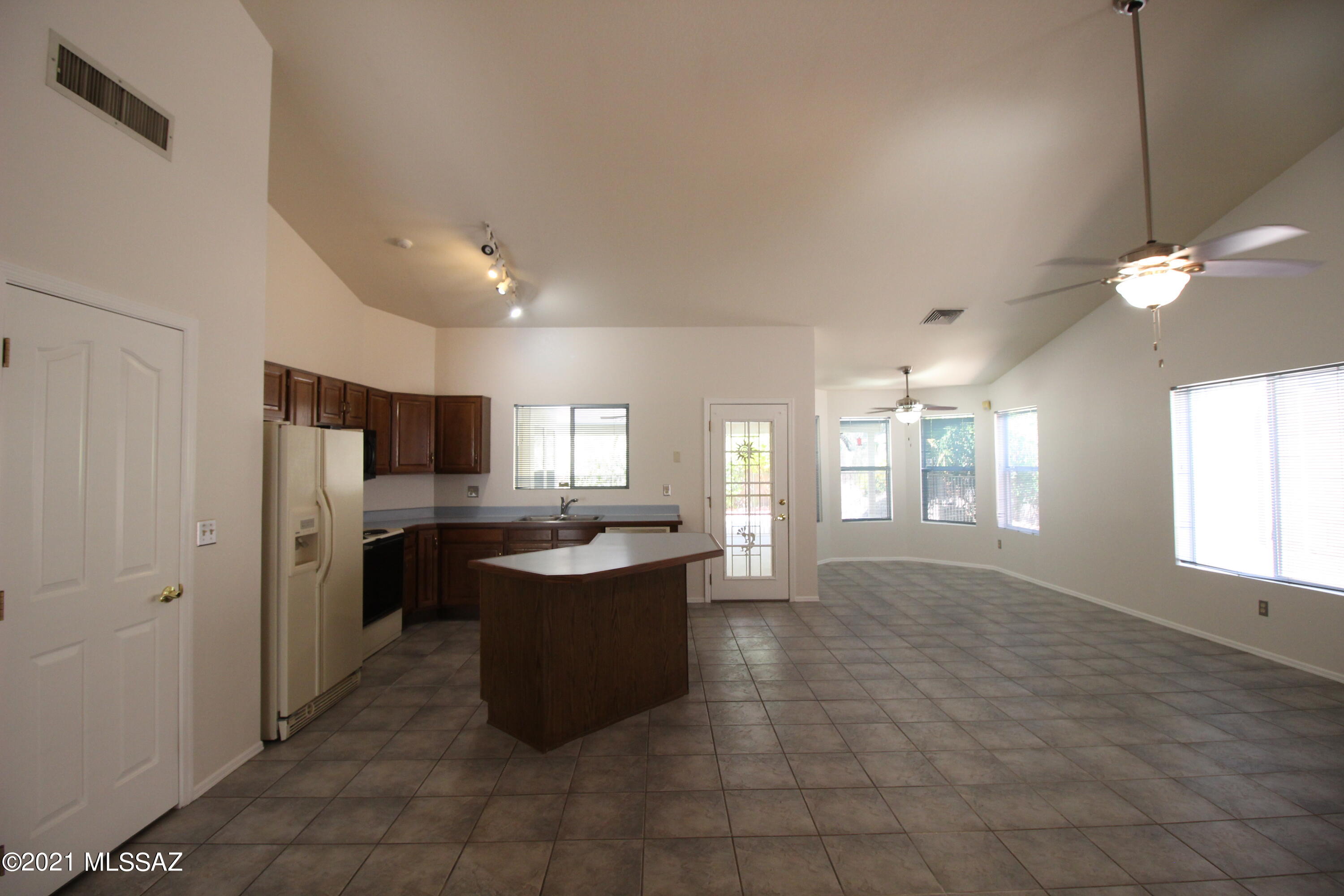 Canada Heights(1-68) - Residential Lease