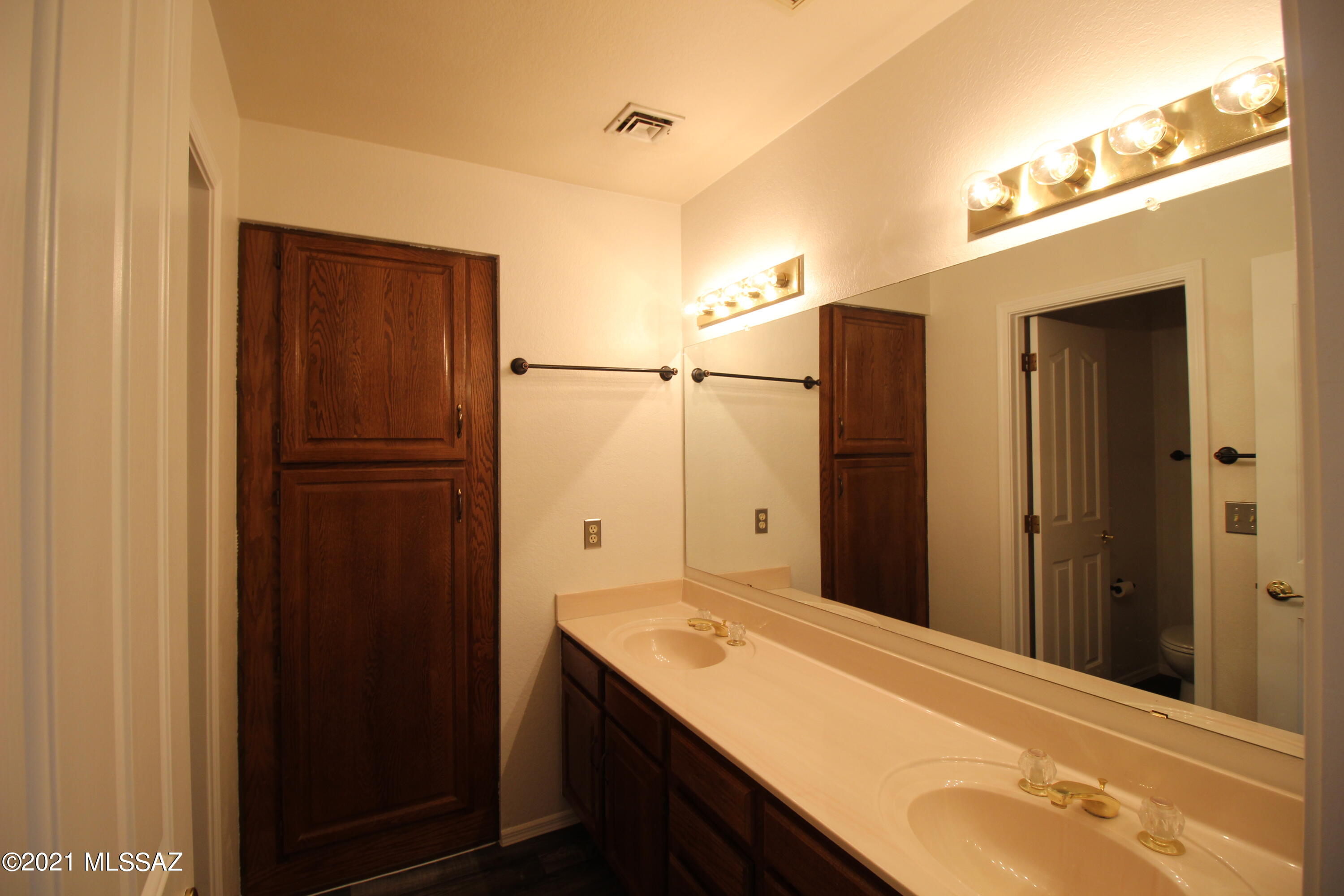 Canada Heights(1-68) - Residential Lease