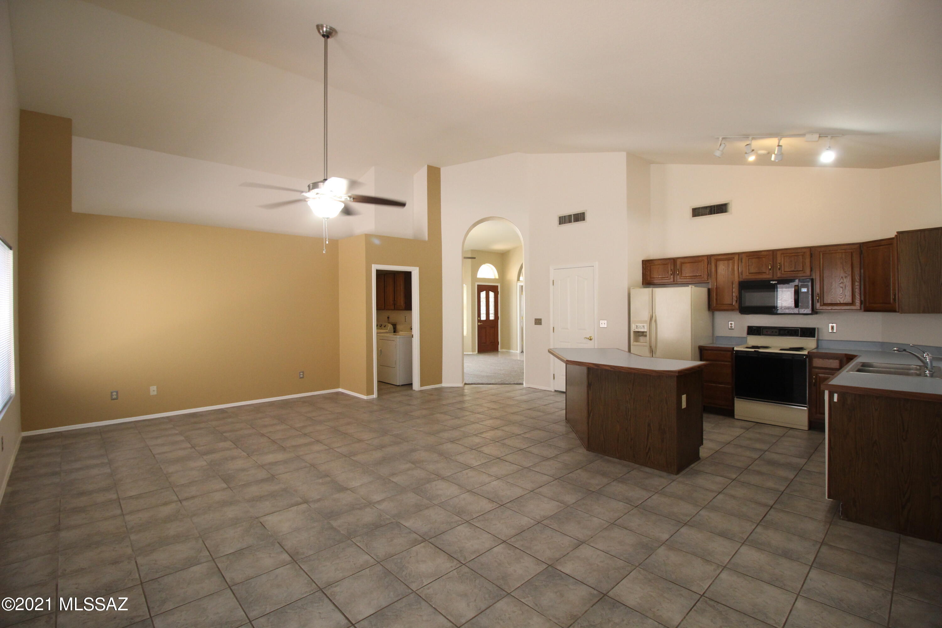 Canada Heights(1-68) - Residential Lease