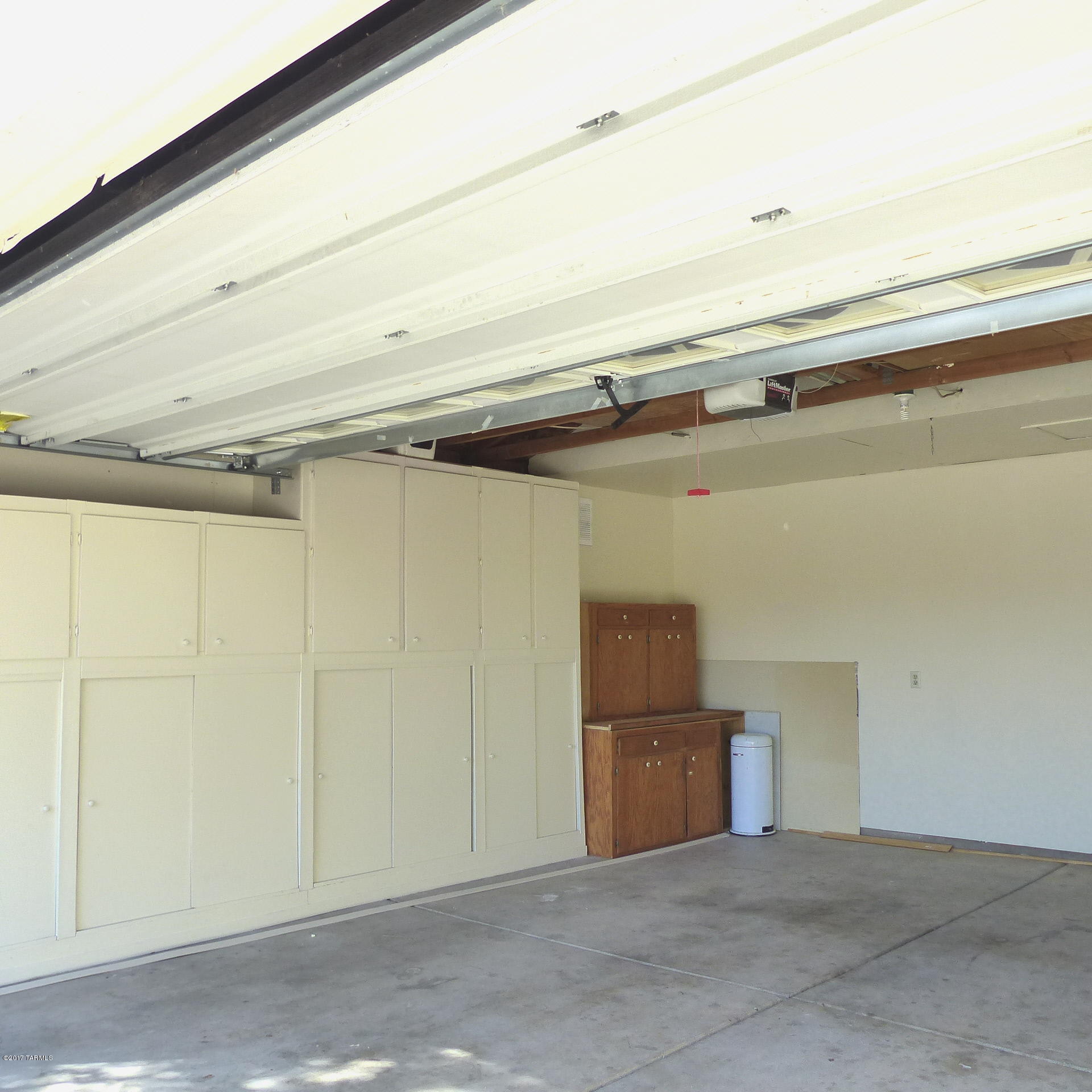 Meadowbrook (208-269) - Residential