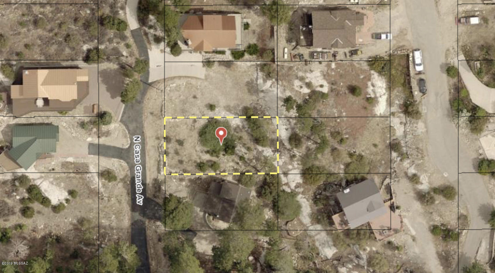 5000 sqft lot, sits up high in a cute area, on a non county maintained asphalted drive, needs a septic. Nice views.