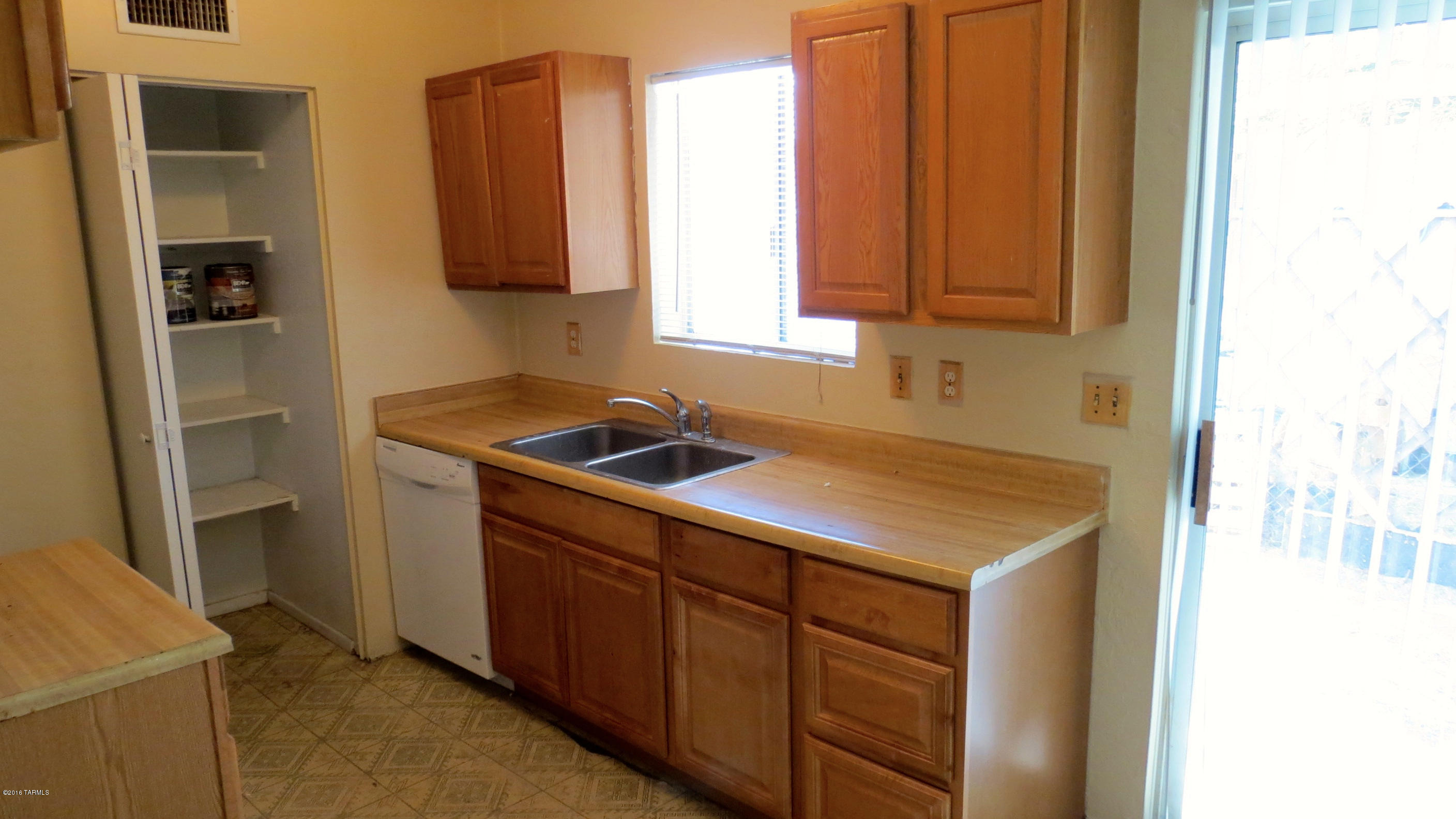 Bronx Park - Residential Income