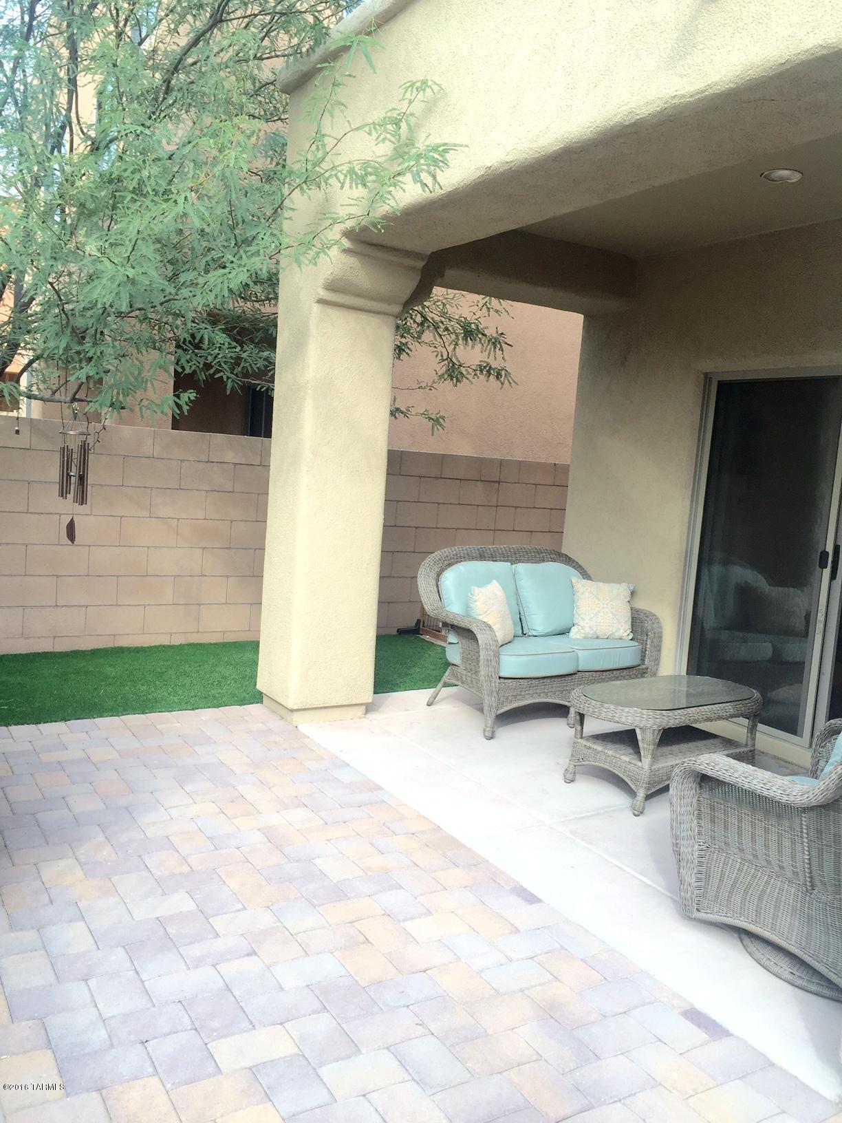 River Walk (1-140) - Residential