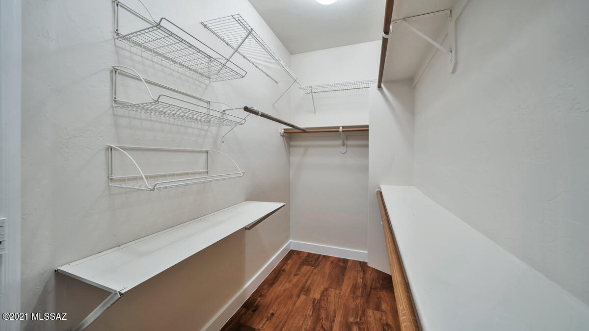 Riverside Crossing (1-133) - Residential Lease