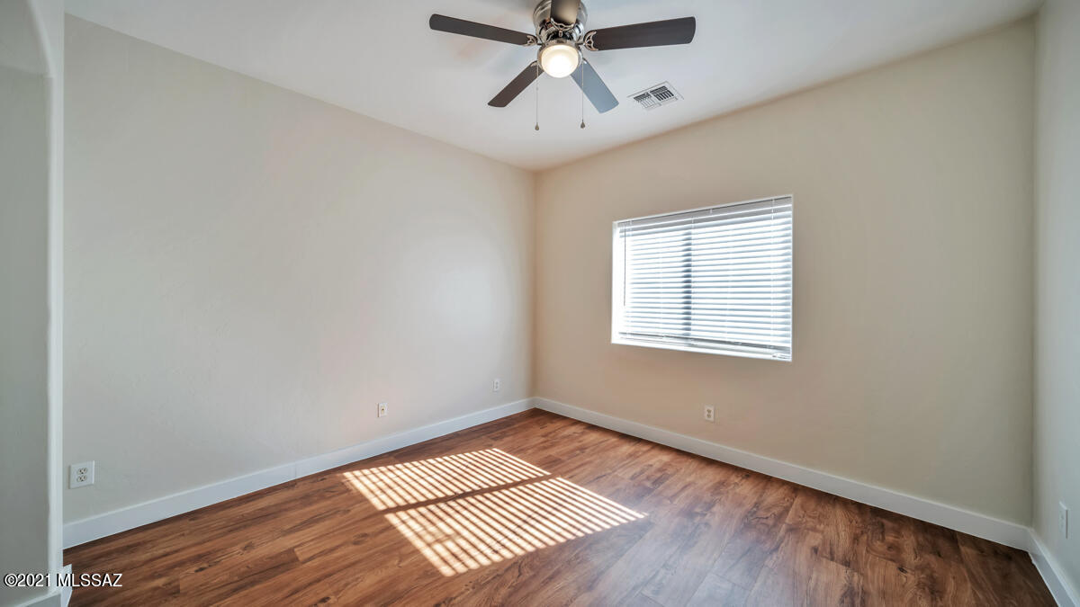 Riverside Crossing (1-133) - Residential Lease