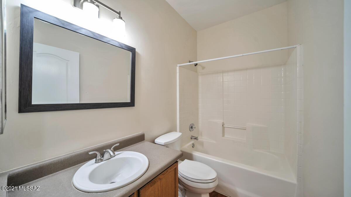 Riverside Crossing (1-133) - Residential Lease