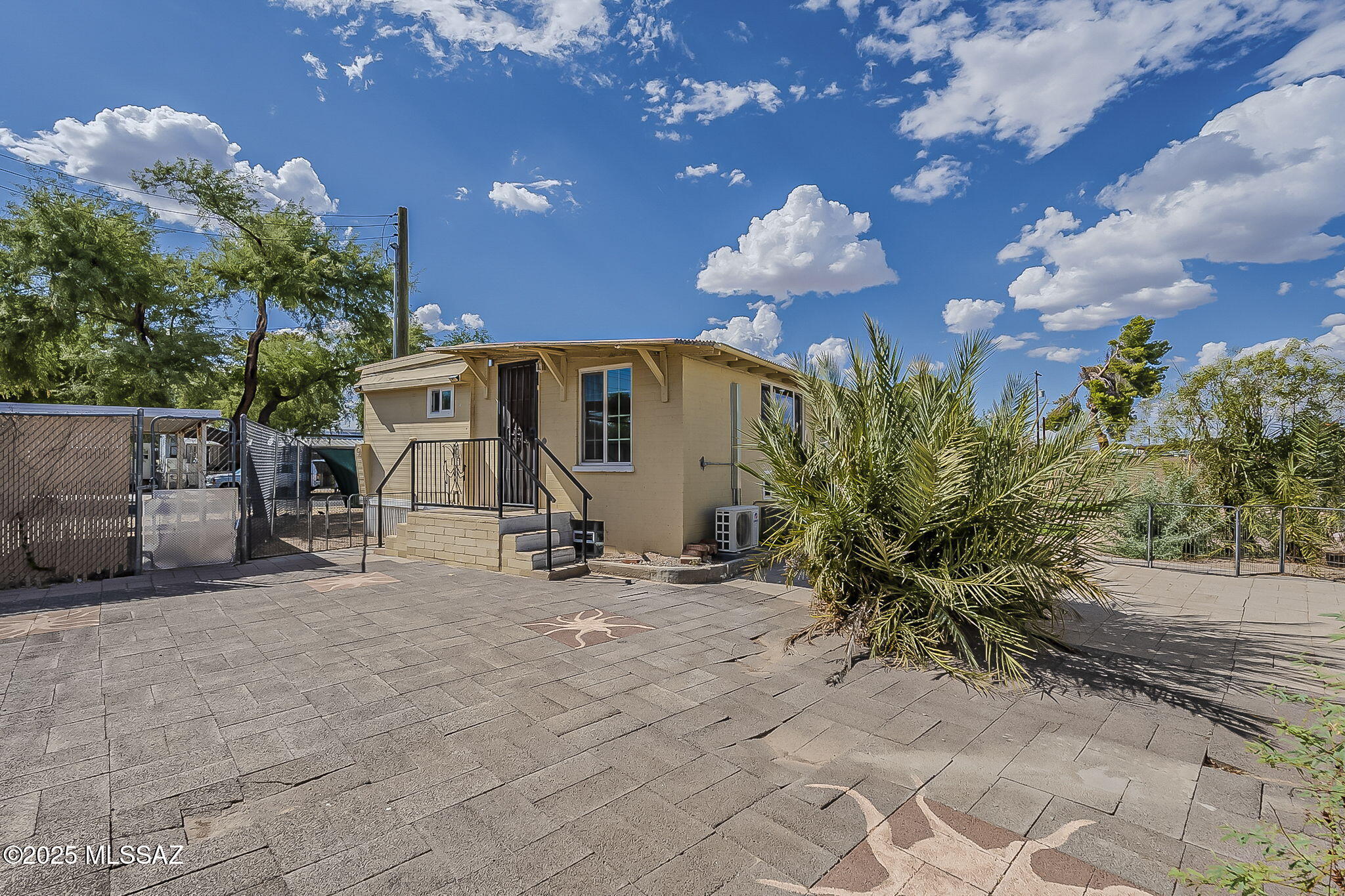 Riverside Gardens - Residential