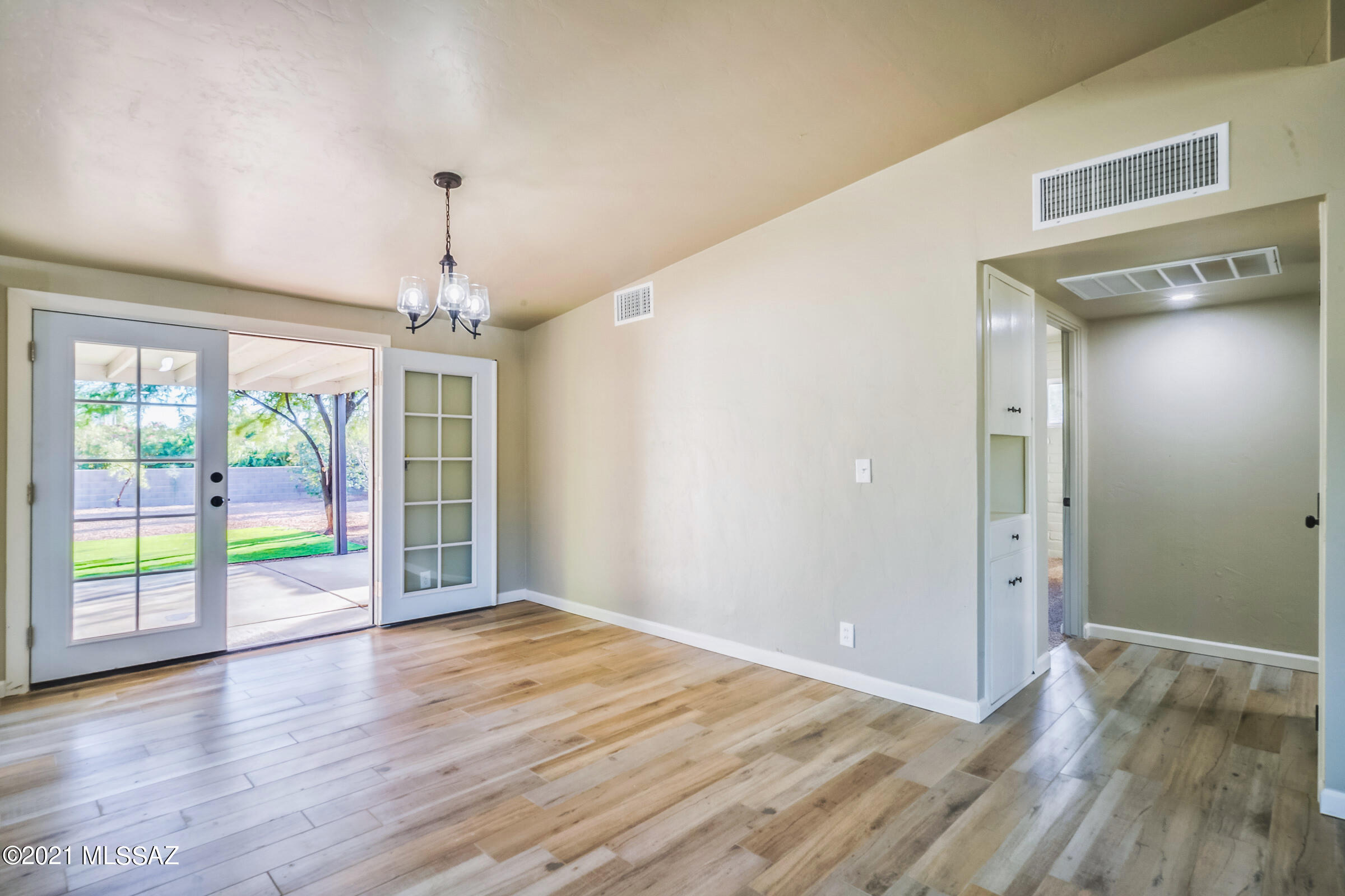Pantano Ridge Estates - Residential