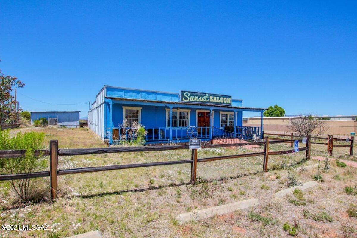 Amazing opportunity to own this fantastic property in Huachuca City! Welcome to the very famous and fully operational Sunset Saloon featuring a unique-style interior with tons of equipment & great potential for remodeling as well. This bar/tavern immediately adjacent to Route 90 can be the new favorite destination of local tourists or travelers! Become the proud owner of this place with endless possibilites. Don't just imagine and call now! (liquor license available on separate transaction)