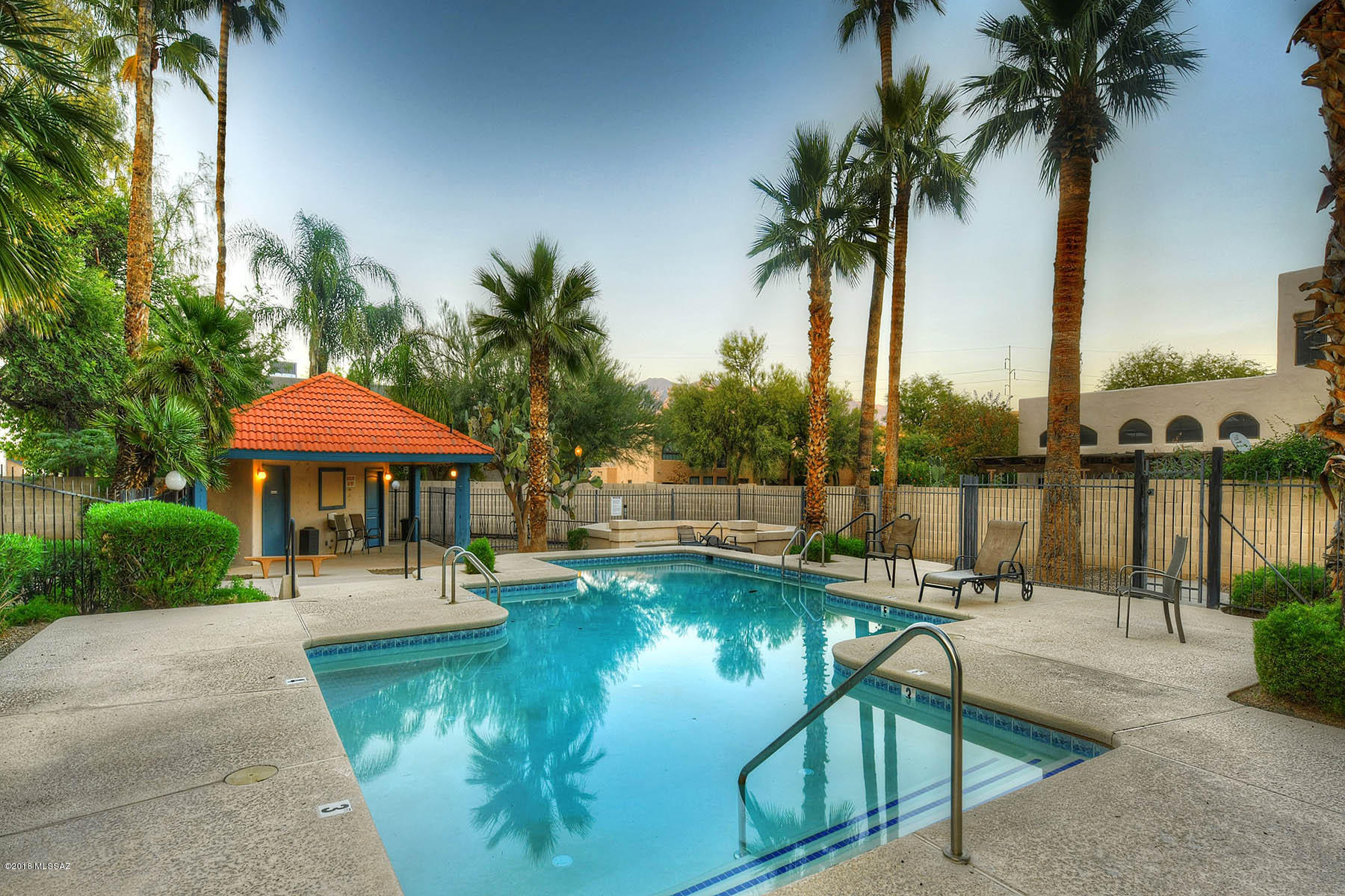 River Grove Condos. - Residential