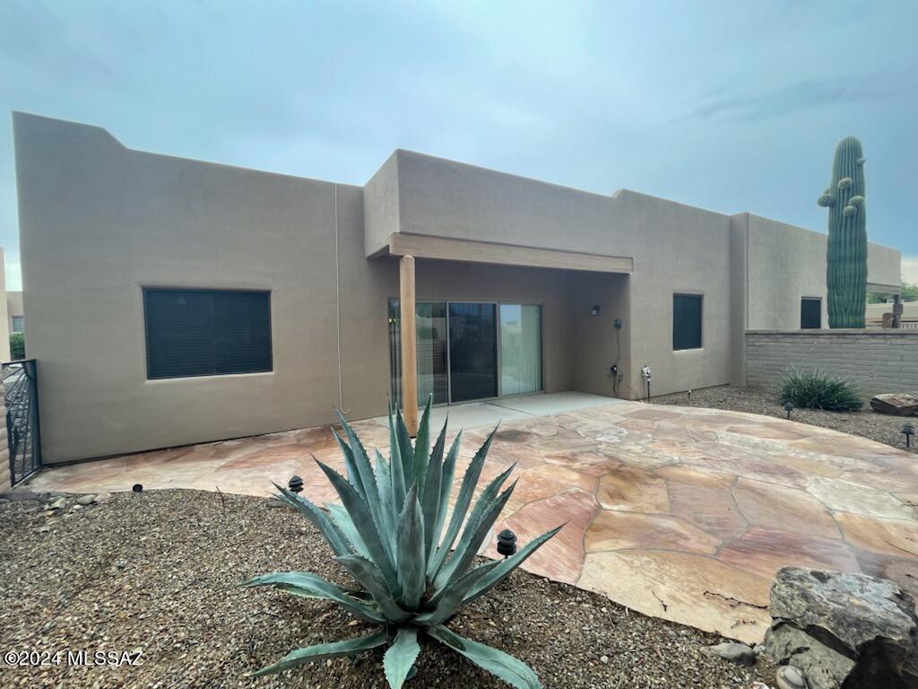 Roadhaven Resort Inc. - Residential Lease