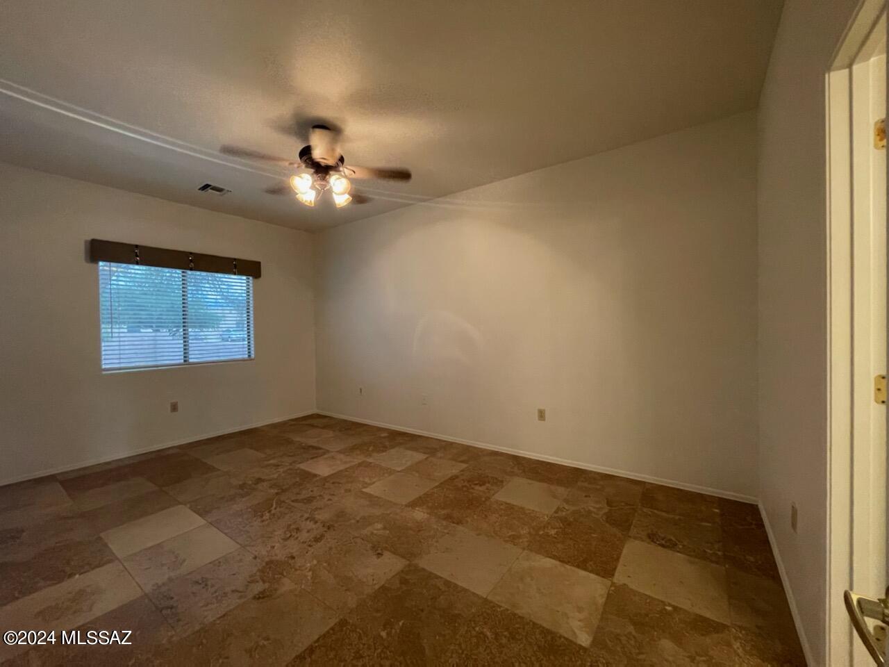 Roadhaven Resort Inc. - Residential Lease