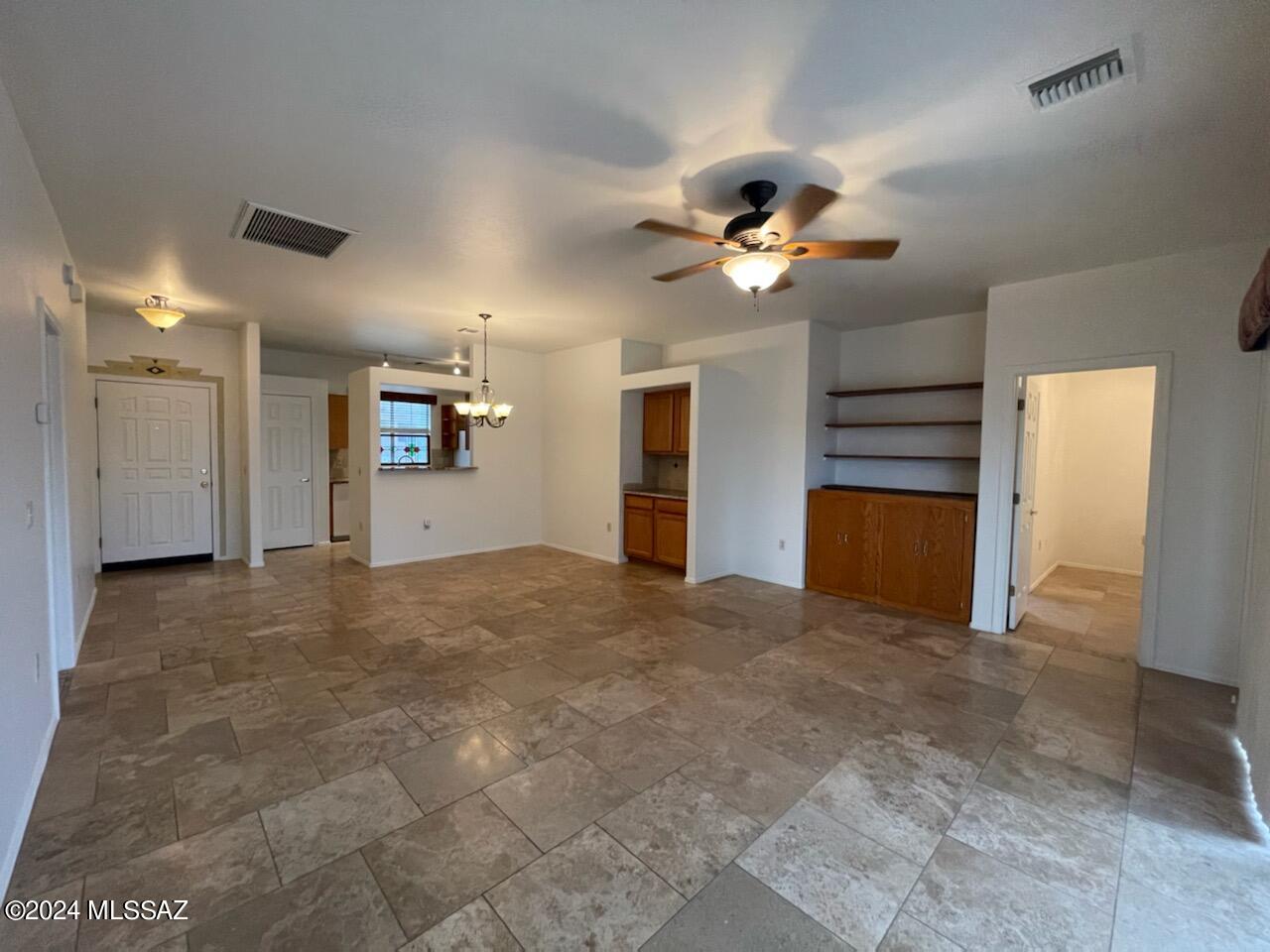 Roadhaven Resort Inc. - Residential Lease