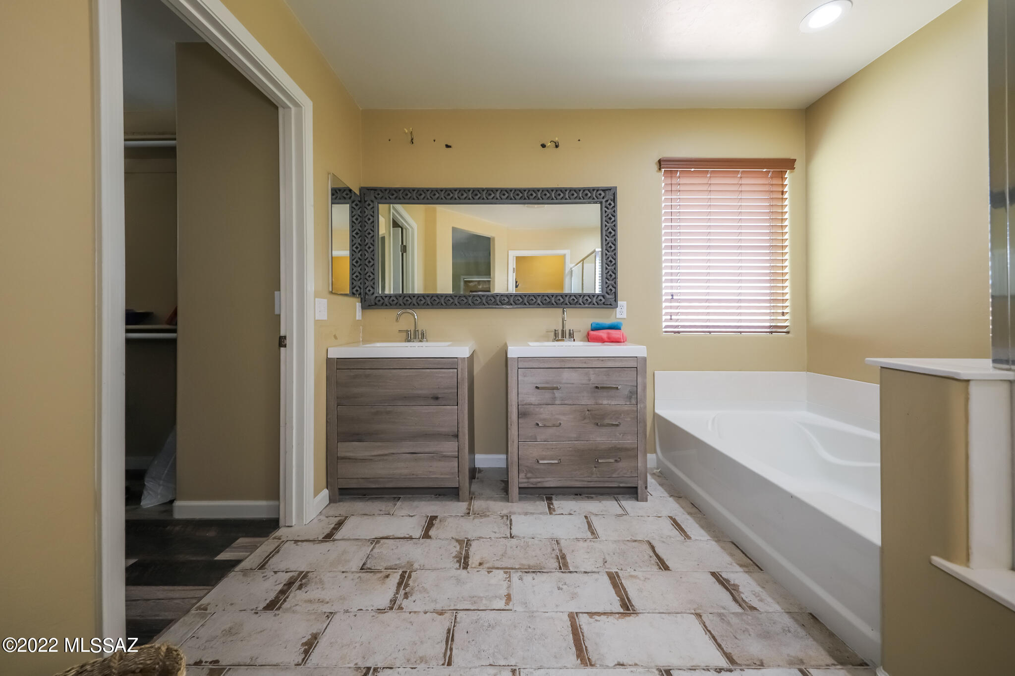 Rancho Del Lago (B37-38) - Residential