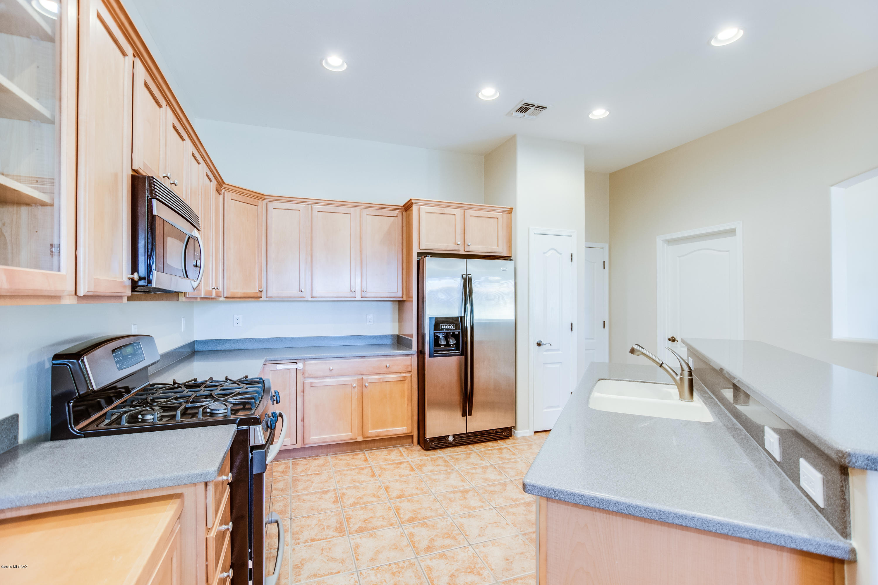 Continental Reserve Blk. 14 (1-82) - Residential