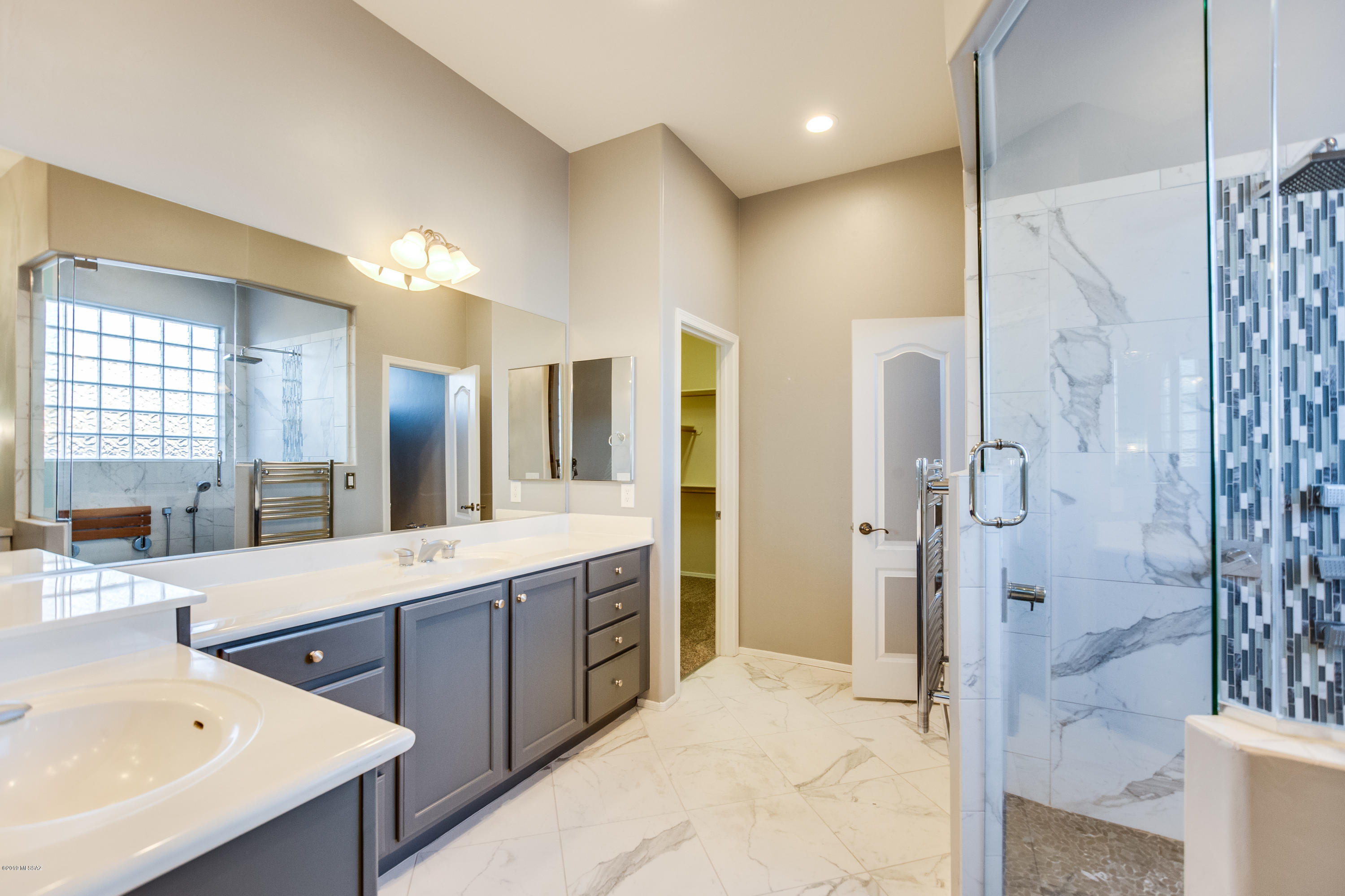 Continental Reserve Blk. 14 (1-82) - Residential