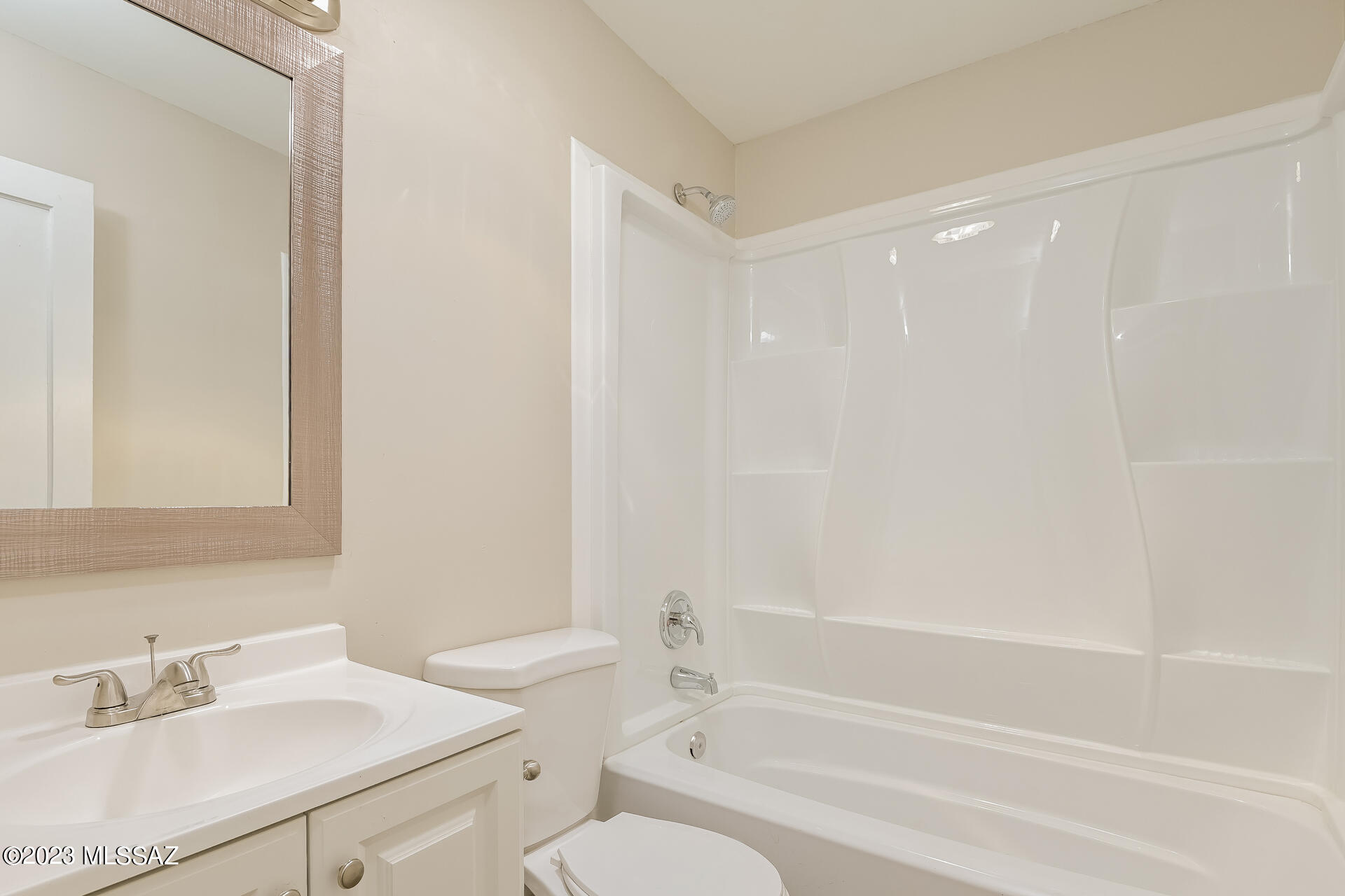 Manana Grande - Residential Lease