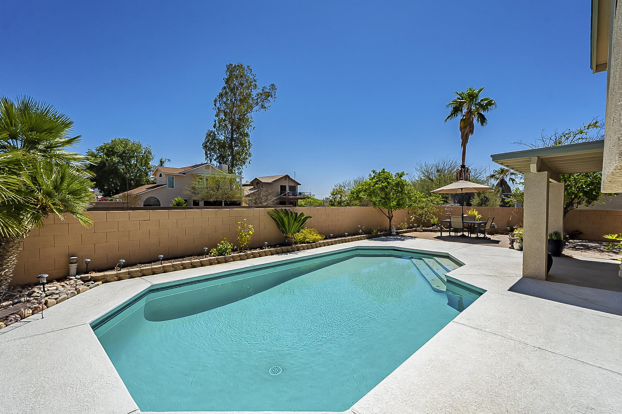 Linda Vista Terrace(1-102) - Residential