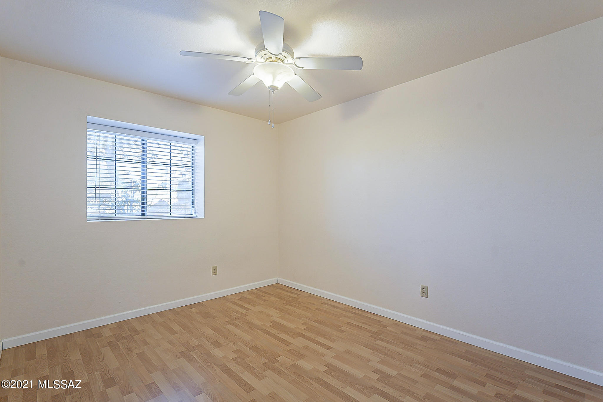 Linda Vista Terrace(1-102) - Residential