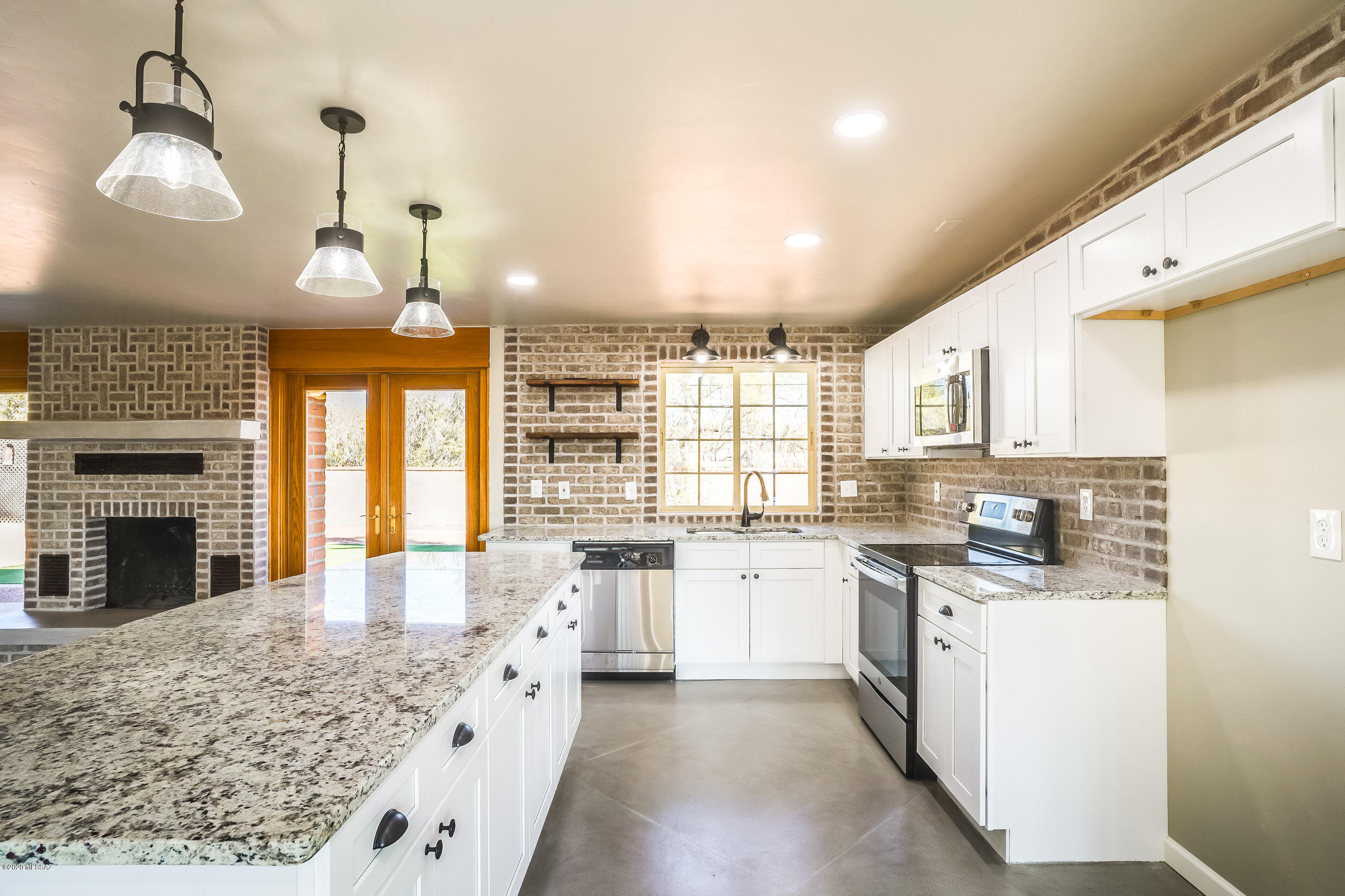 Bear Canyon Hills - Residential