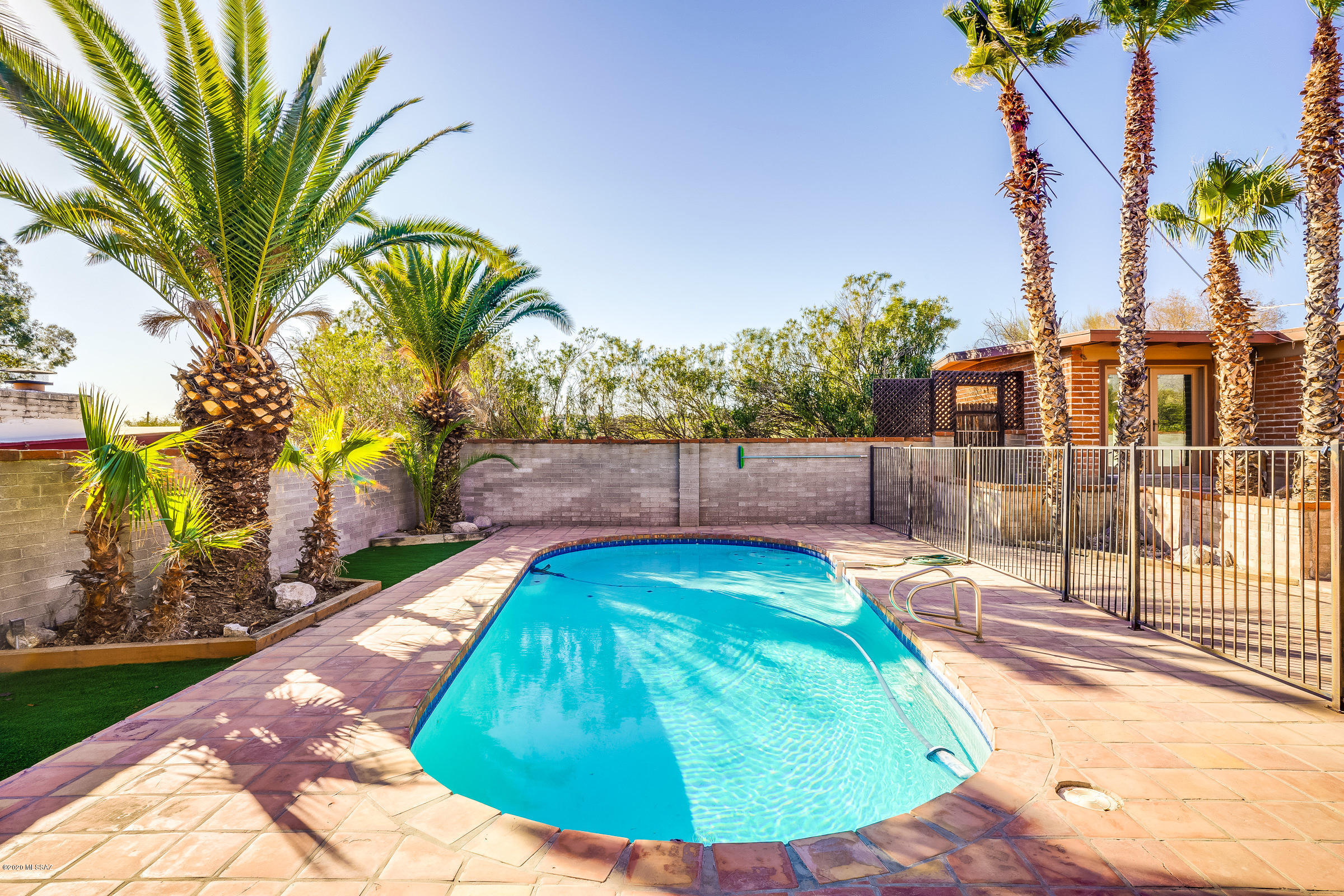 Bear Canyon Hills - Residential