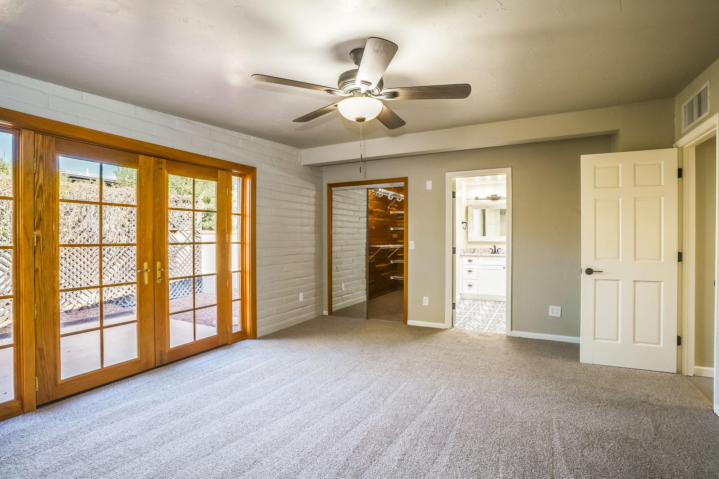Bear Canyon Hills - Residential