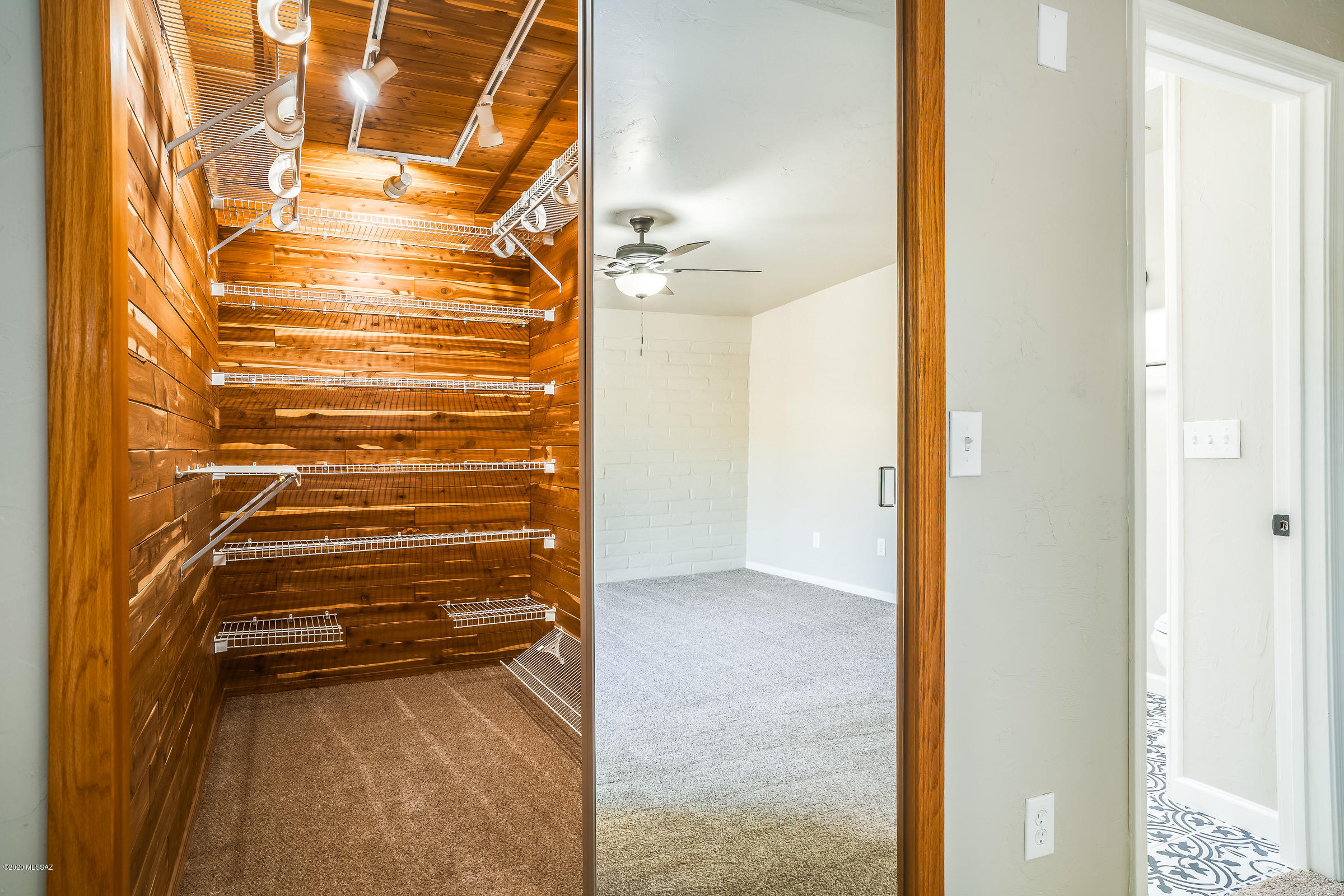 Bear Canyon Hills - Residential