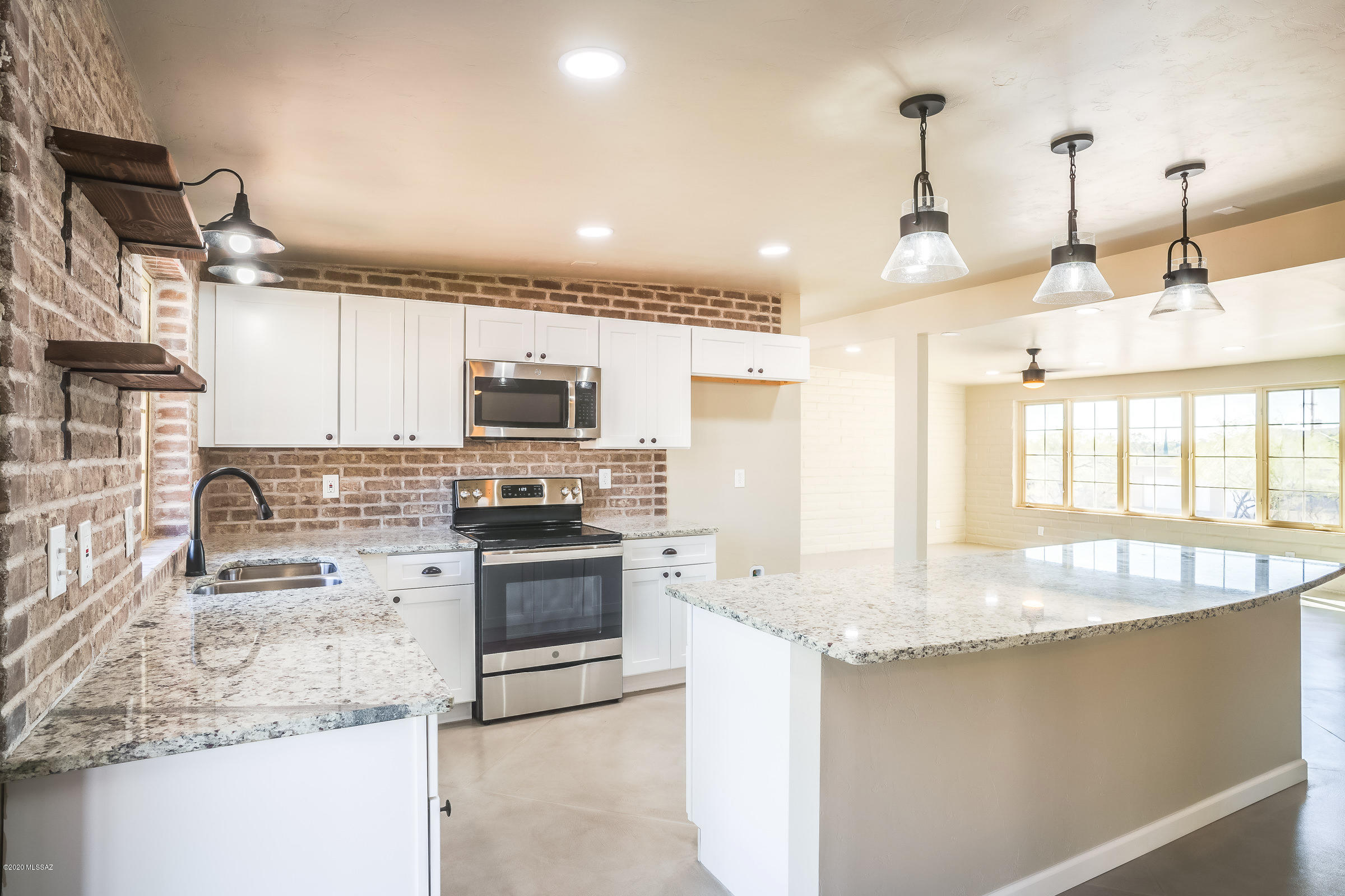Bear Canyon Hills - Residential